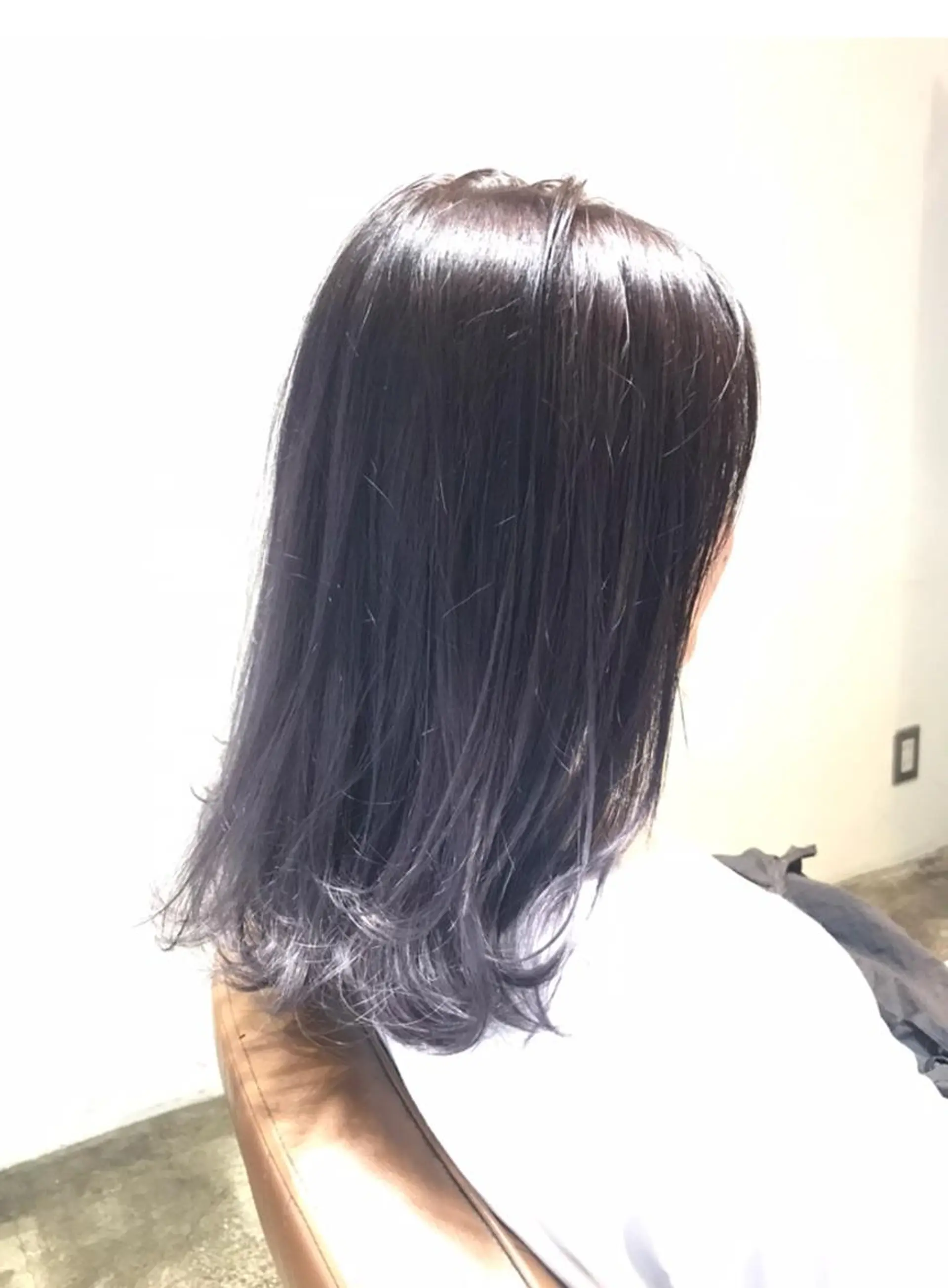 セミロング カラー パーマ ヘアアレンジ メンズ キッズ ネイル マツエク・マツパ パープルカラー パープル サロンドミルク 原宿のヘアスタイル