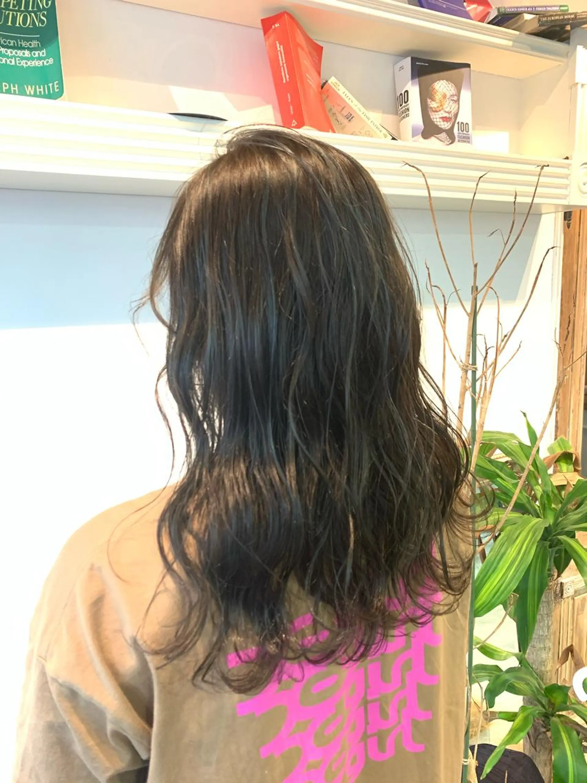 セミロング ハイライト カット ヘアカラー トリートメント ヘッドスパ ヘアセット 山口 竣也のヘアスタイル