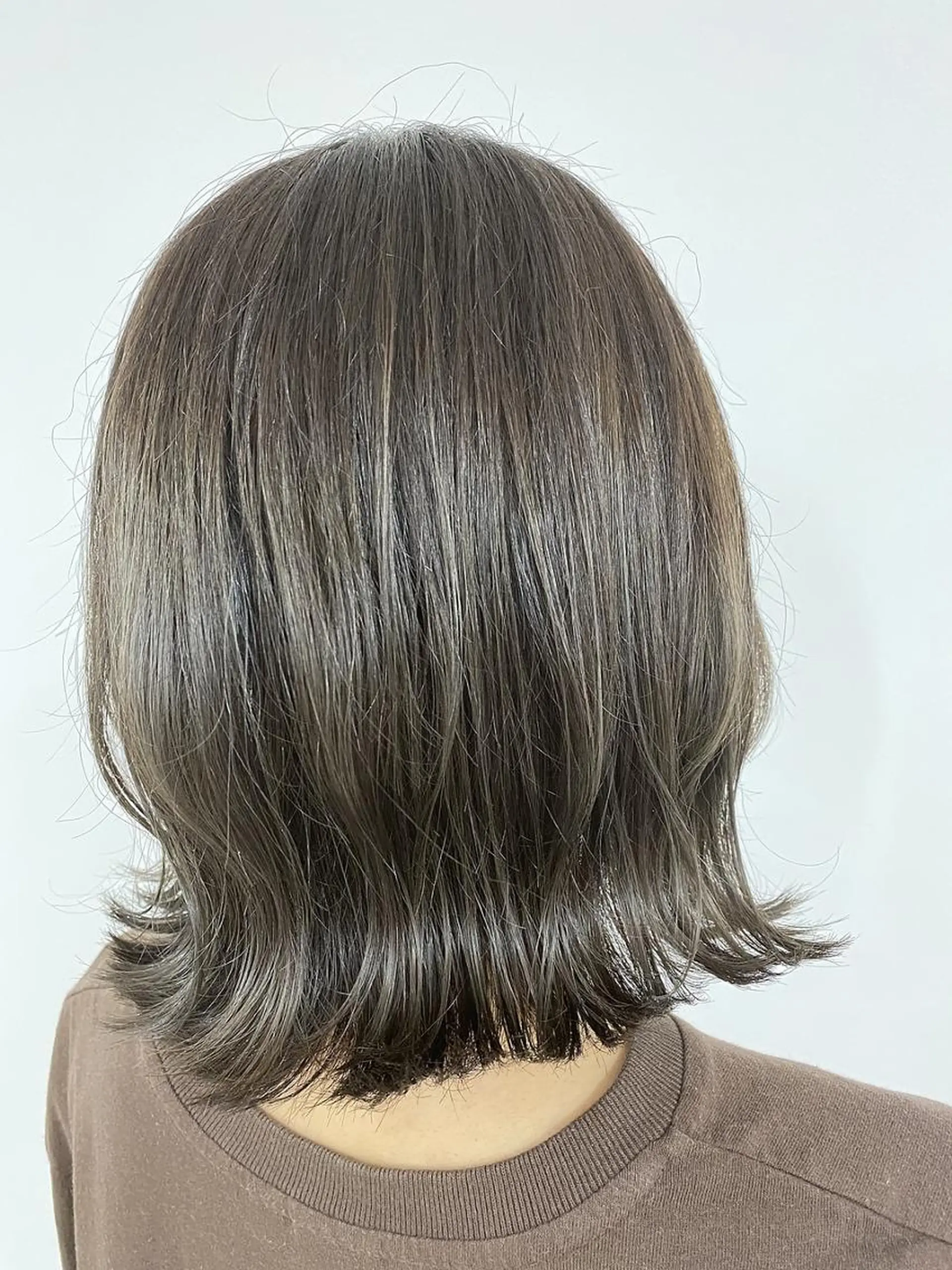 ミディアム カット ヘアカラー トリートメント 🌿佐山 絵梨佳🌿 Recharme新保のヘアスタイル