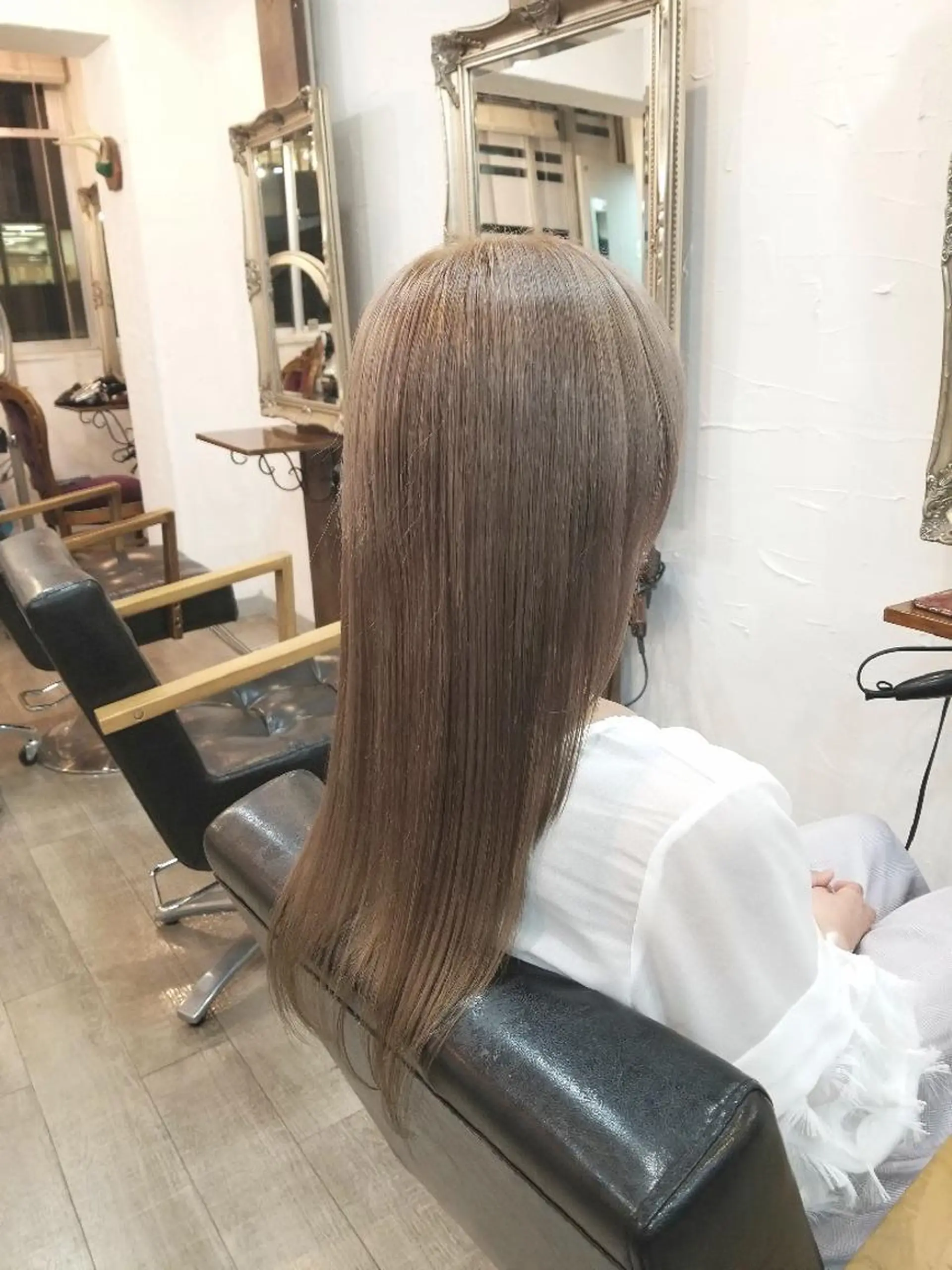ロング カラー ヘアカラー トリートメント bathair  所属・bathair 持田侑祐のヘアスタイル