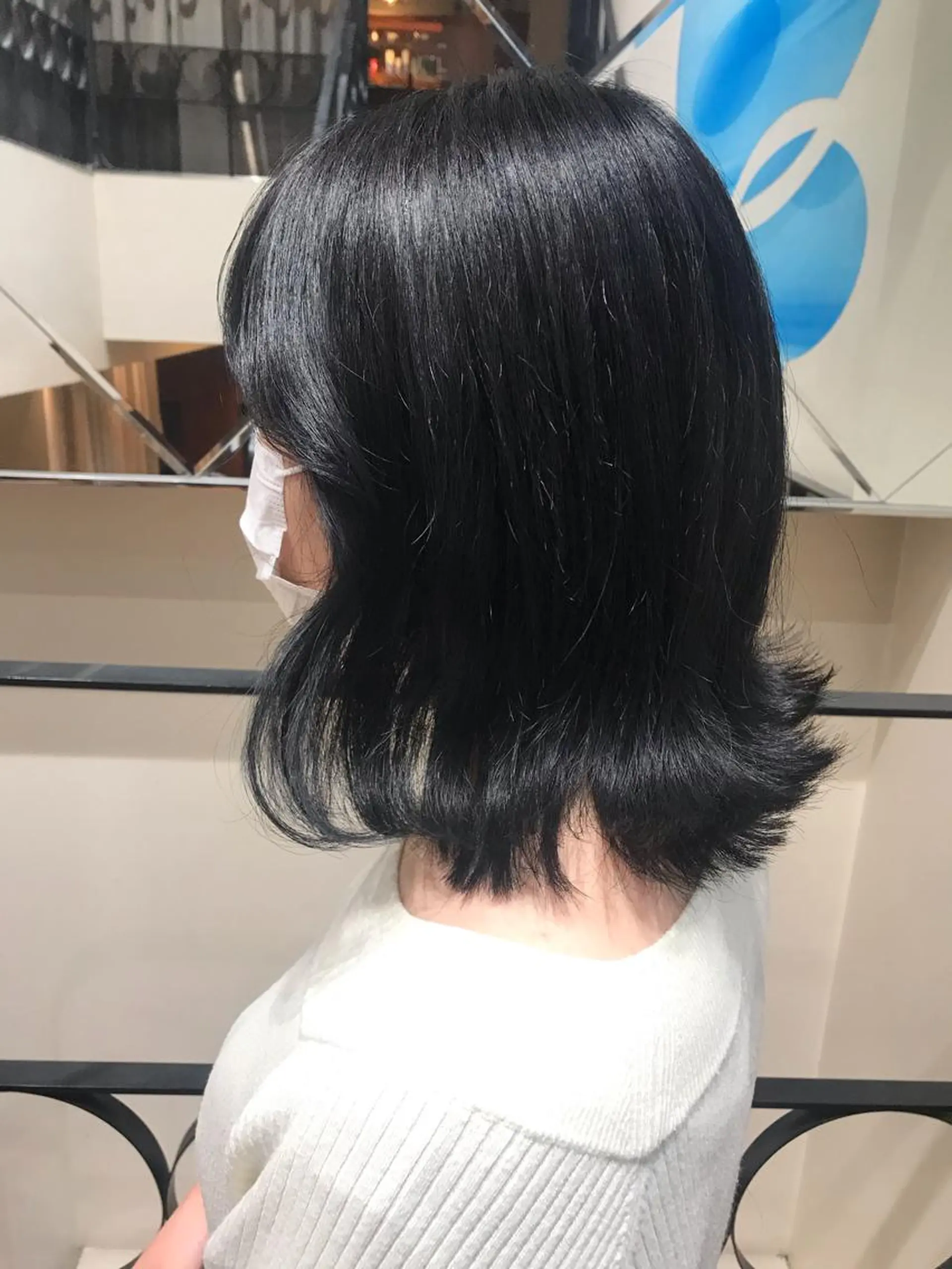ショート カラー 黒髪 ブルーカラー ブルーブラック ボブ Rondo岐阜公式/ 岐阜No.1髪質改善のヘアスタイル