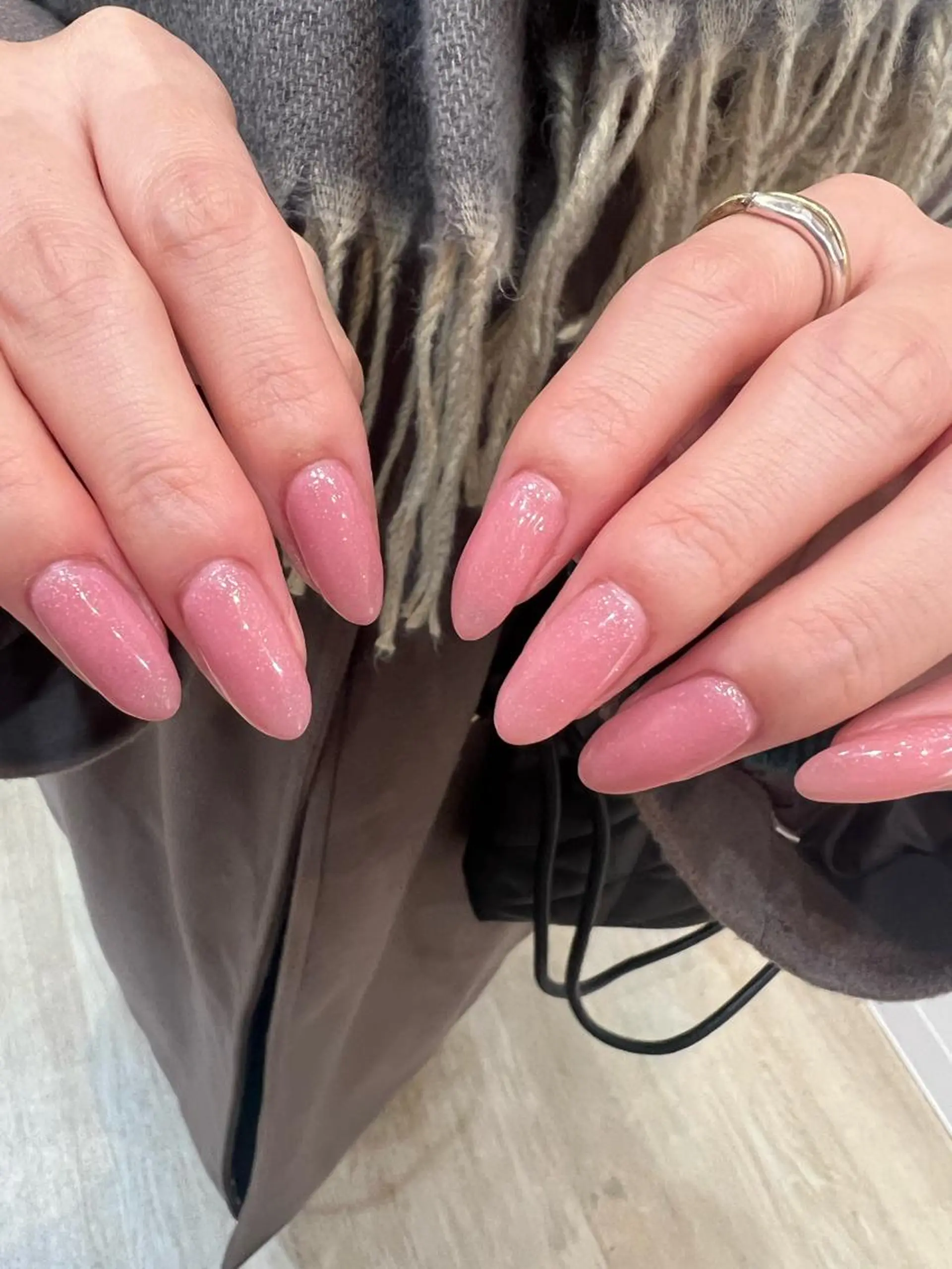 ヘアアレンジ ネイル キラキラネイル ヘアメイクネイリスト 💄💅hidemiのネイルデザイン