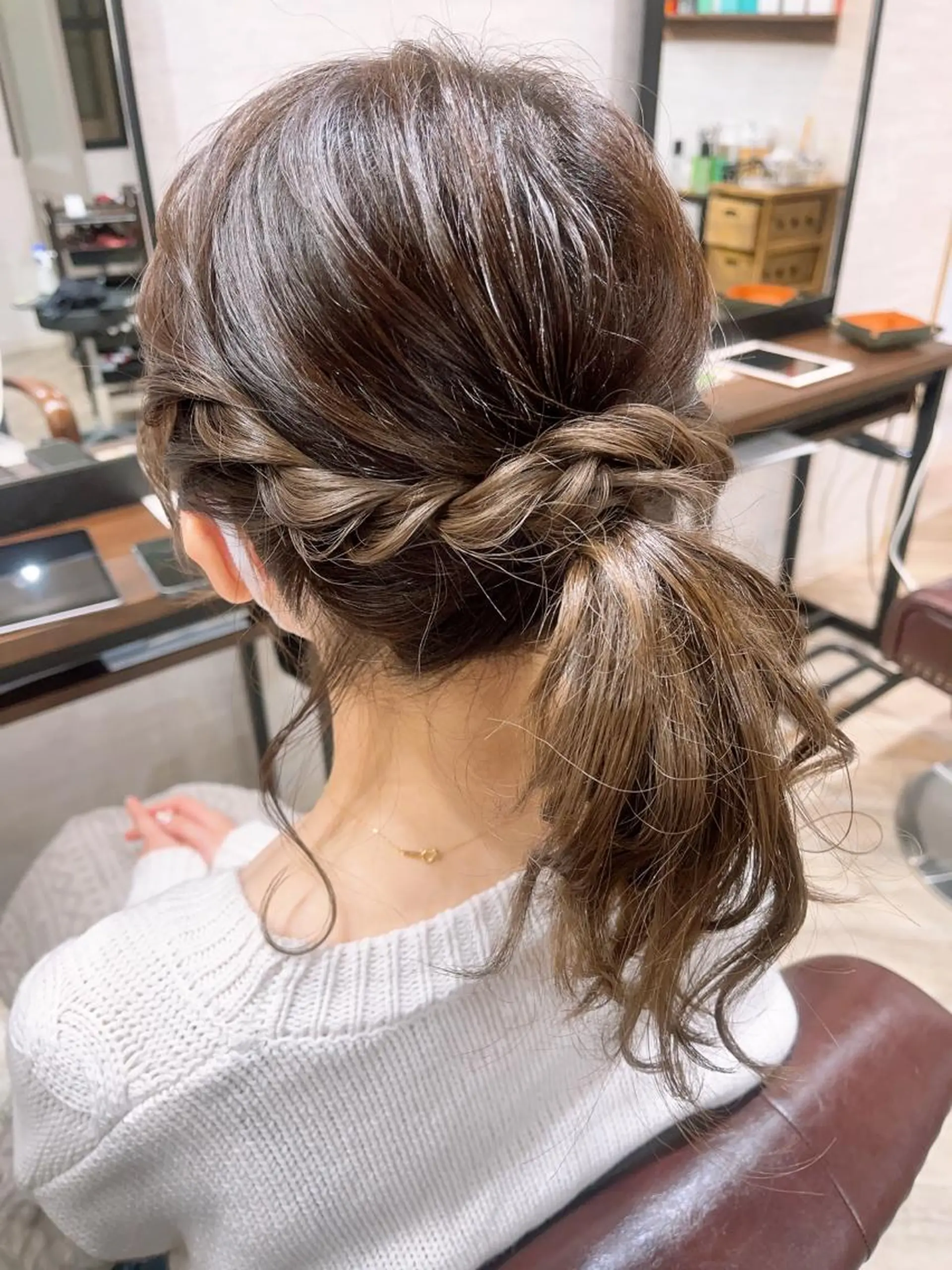 セミロング ヘアアレンジ ヘアセット 🫧ぷる艶カラー🫧 Yuubi🦩のヘアスタイル