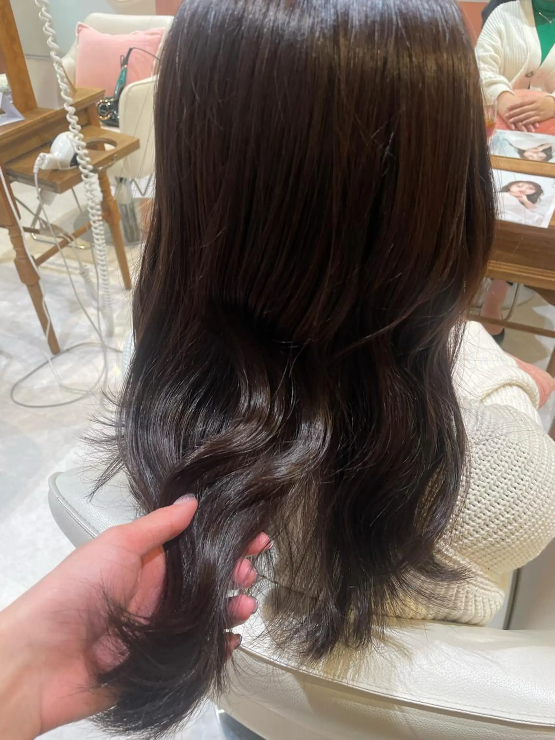 カラー ヘアカラー 和田 真依のヘアスタイル