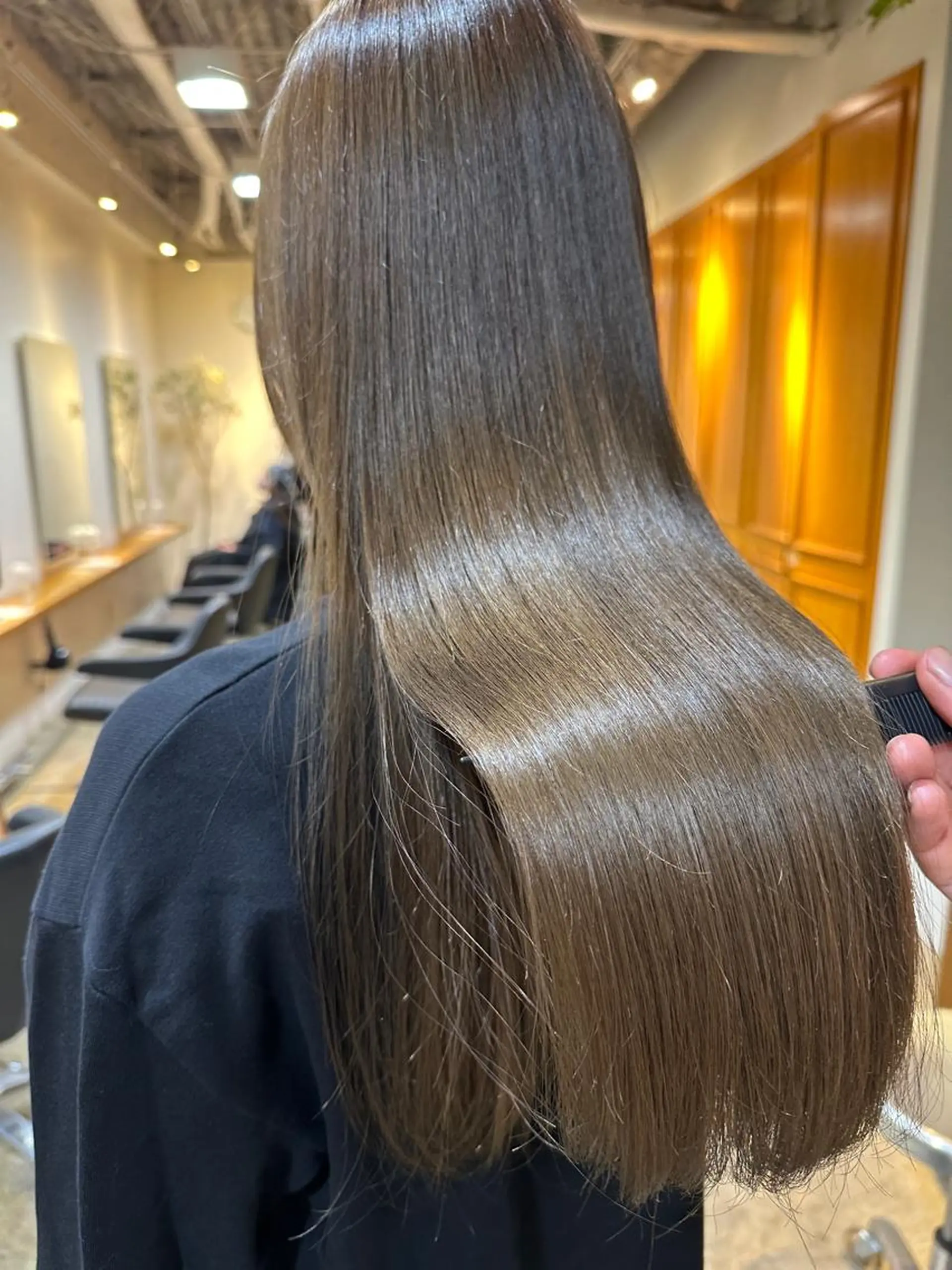 ロング 縮毛矯正 KAZUKI新宿 カット　パーマのヘアスタイル