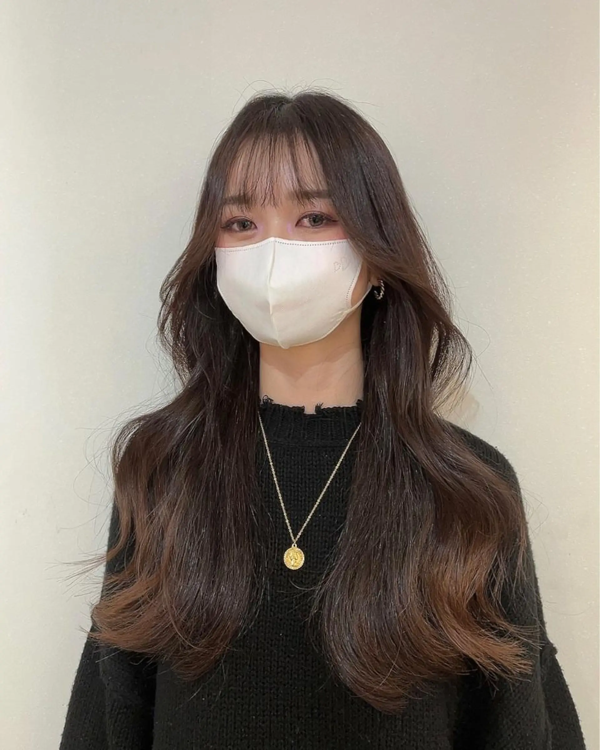 ロング ヨシンモリ uni原宿所属・韓国ヘア レイヤーカットのヘアスタイル