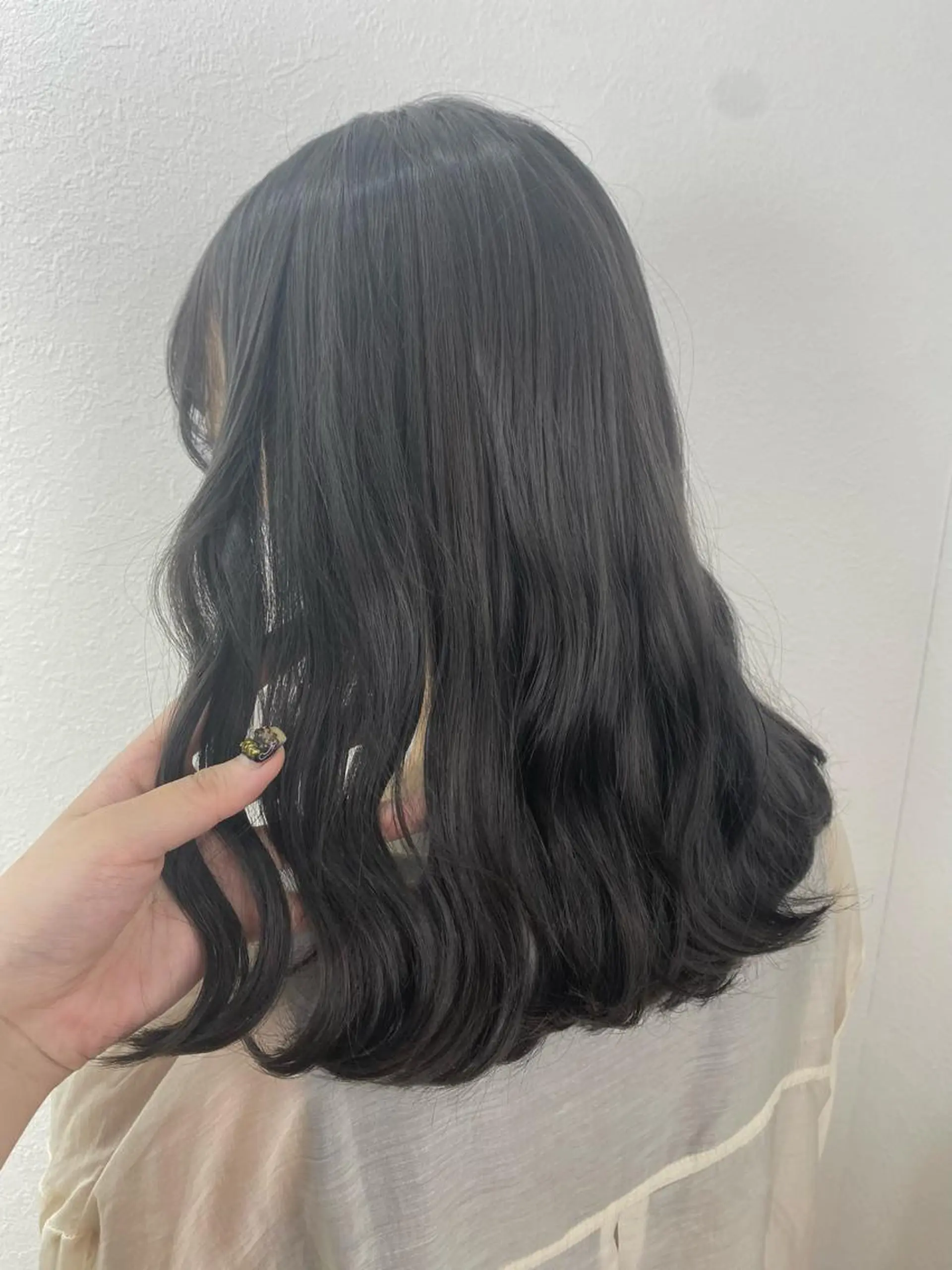 セミロング カラー ベージュカラー 透明感カラー 遠藤沙也加 /レイヤーカットのヘアスタイル