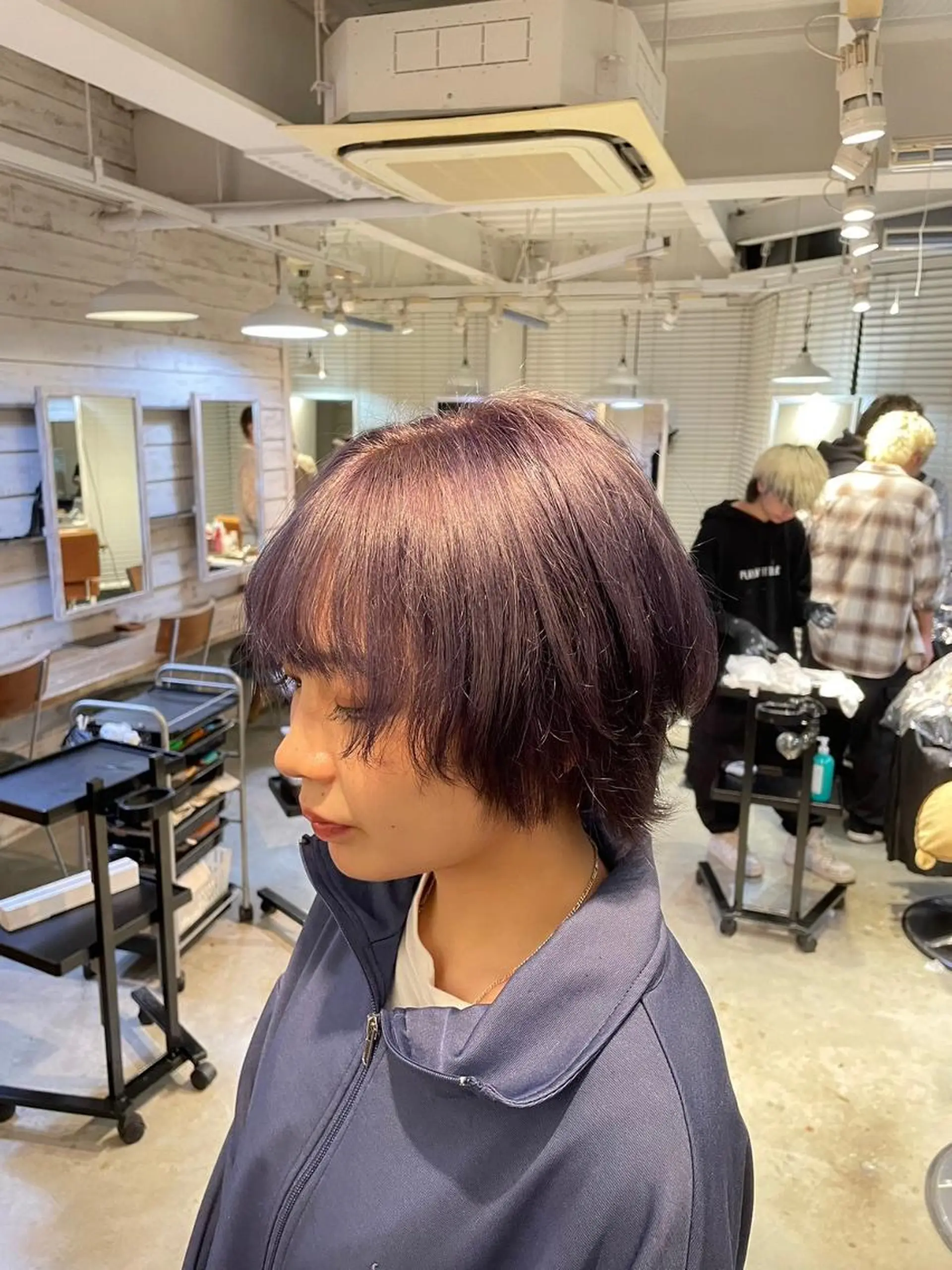 ショート ハイトーンカラー が絶対可愛い✨泰聖✨のヘアスタイル