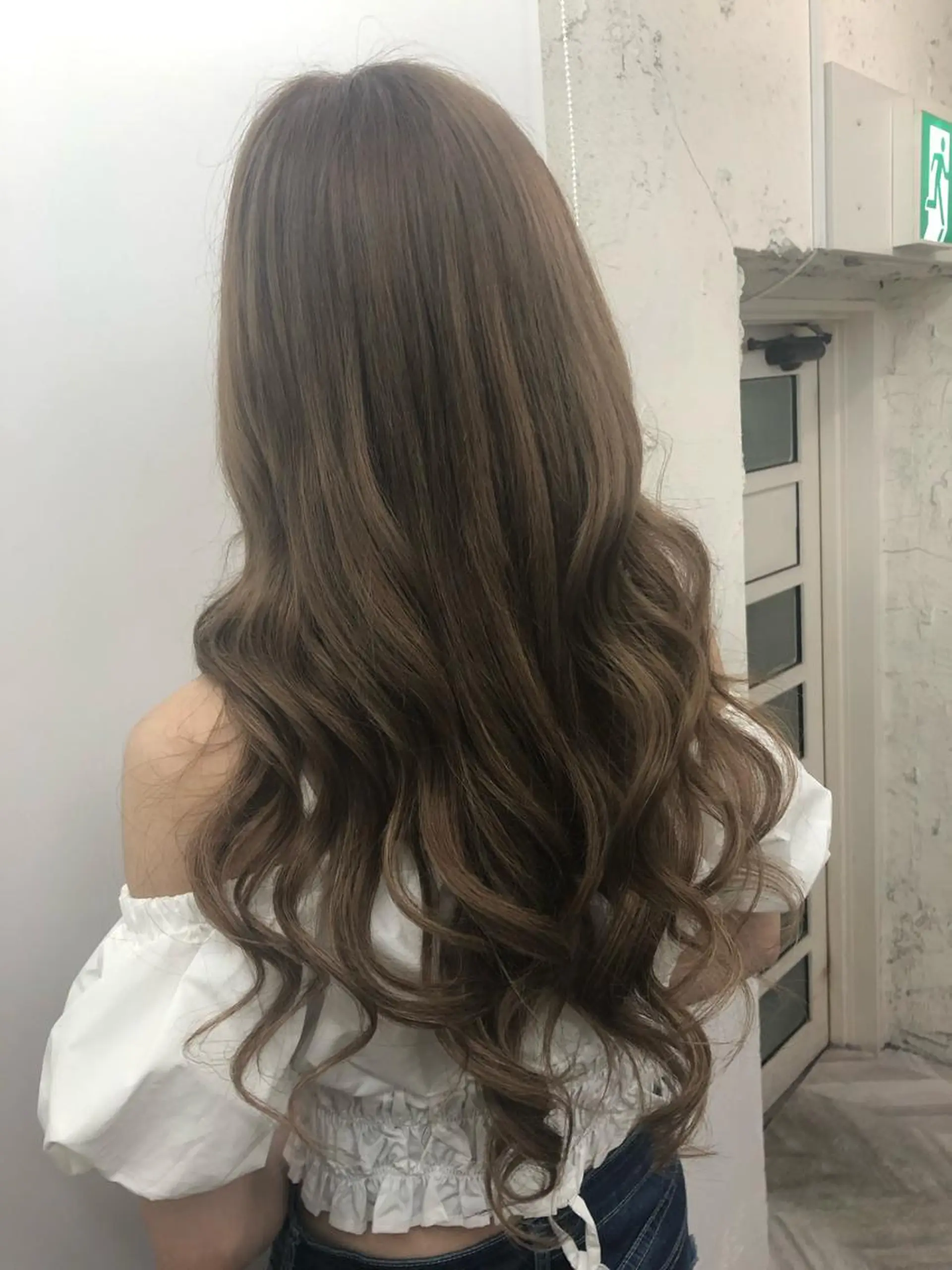 ロング カラー ヘアアレンジ シールエクステ バレイヤージュ ハイライトカラー ボブ エクステ alpha. カラーエクステ下妻のヘアスタイル