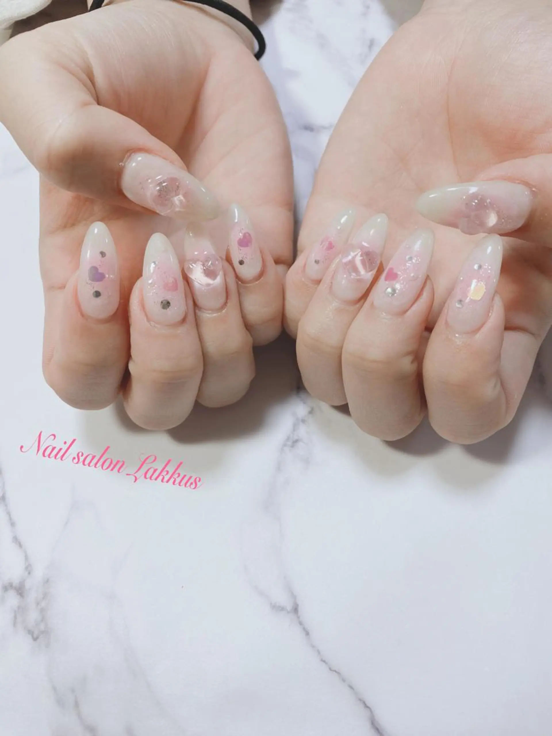 ネイル ハート ぷっくりネイル Lakkus T－CHIのネイルデザイン