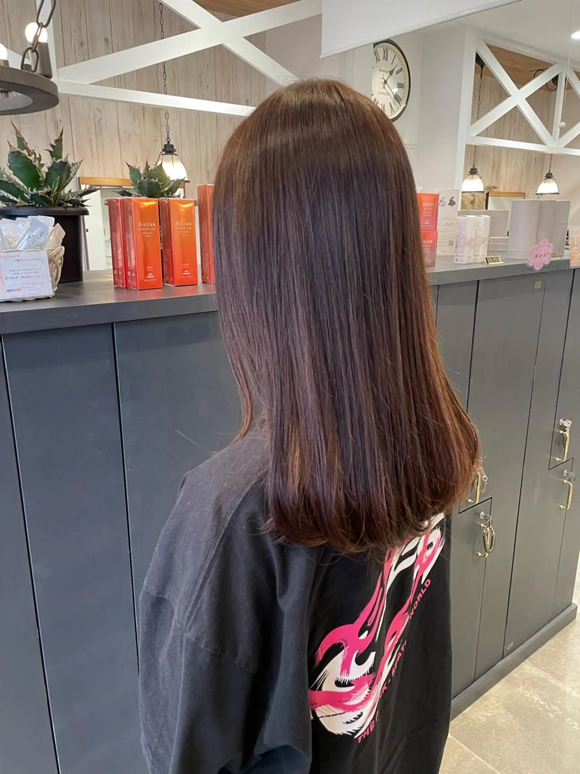ロング カラー ヘアカラー 細沼 葵のヘアスタイル