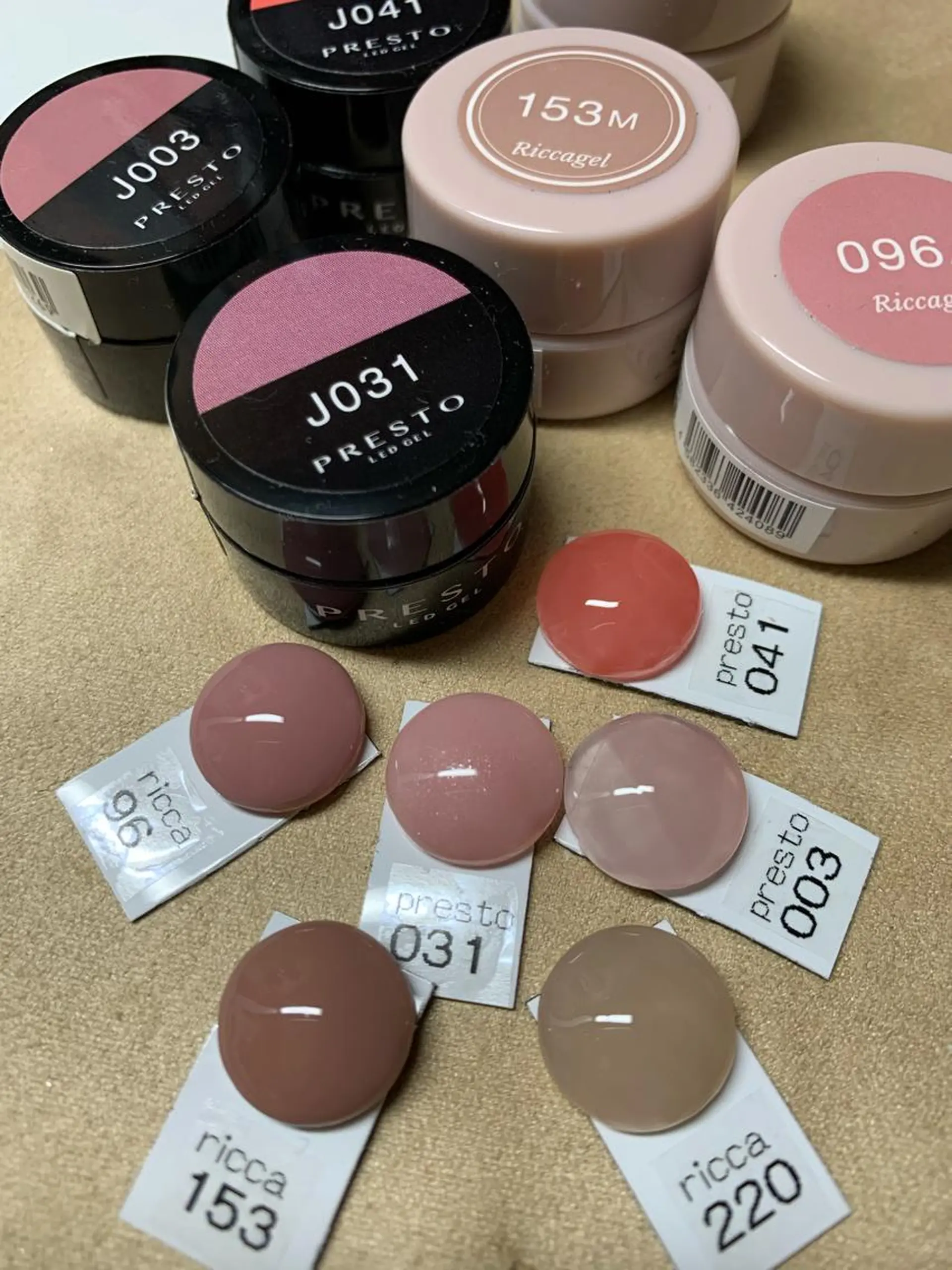 ネイル フィオーレ  fiore所属・fiore みゆきのネイルデザイン