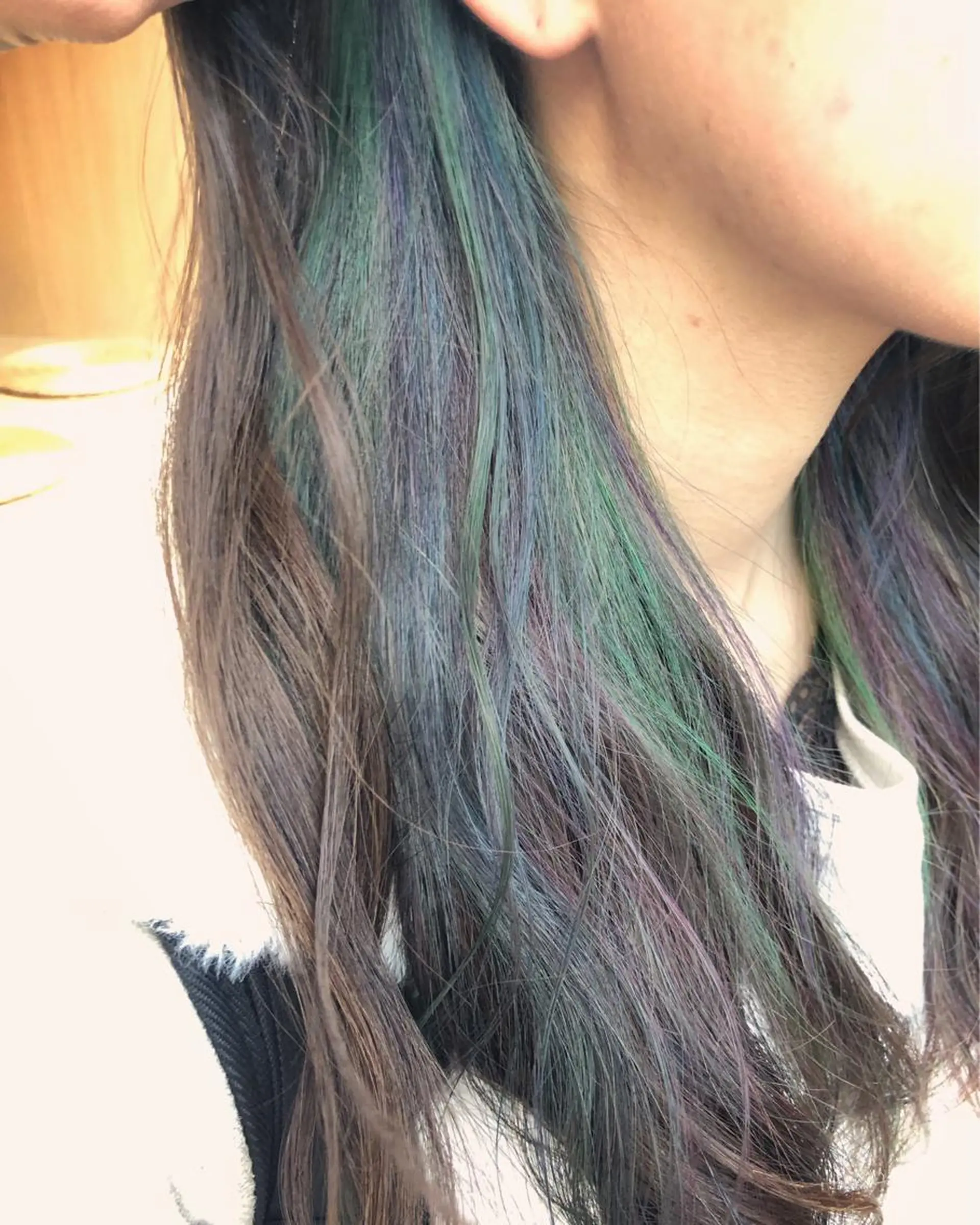セミロング カラー ブルーカラー 原宿サロン代表 デザインカラー伊藤卓のヘアスタイル
