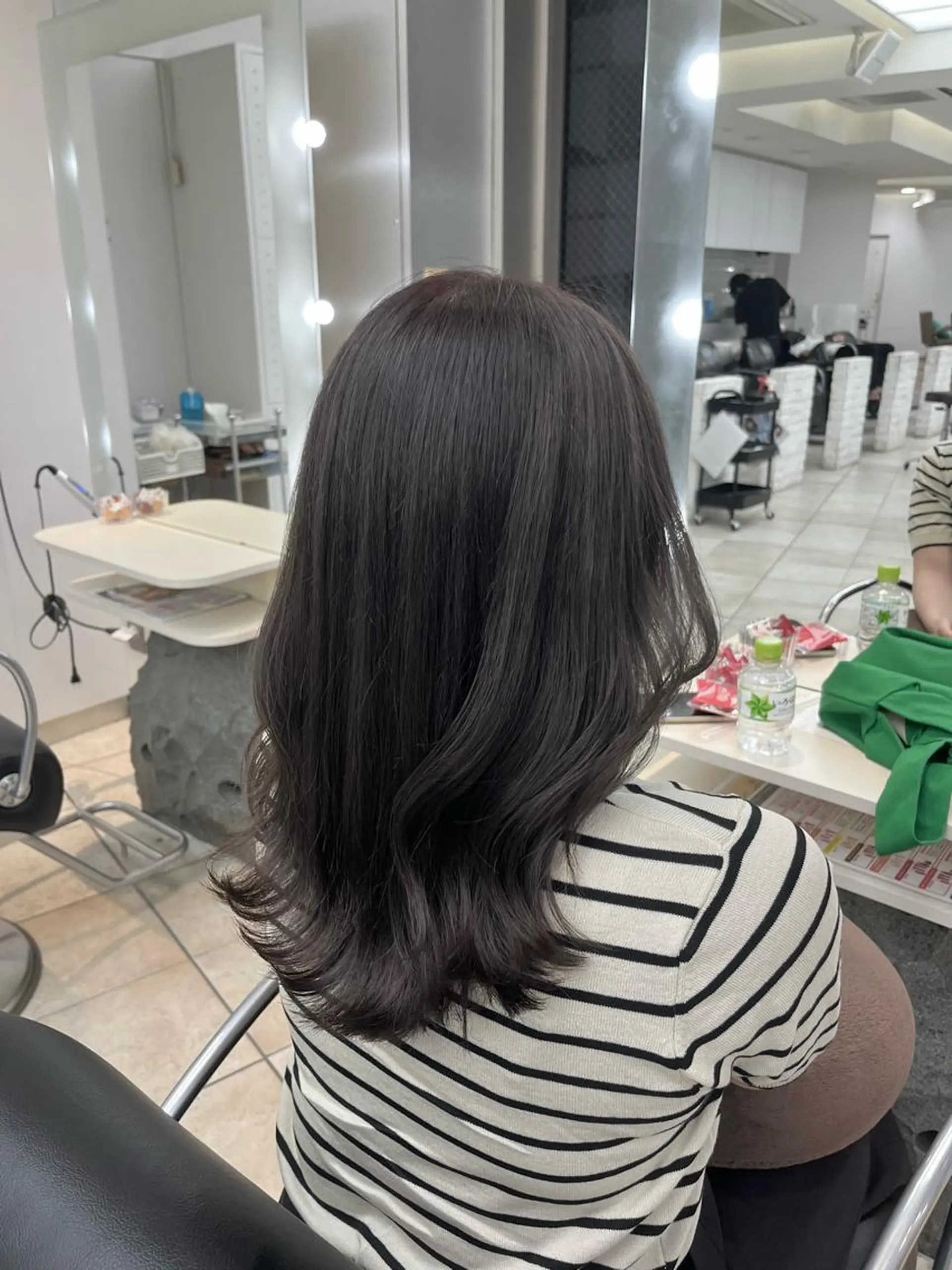 セミロング ヘアカラー トリートメント MITSUKI🤍 モテ髪×韓国レイヤーのヘアスタイル