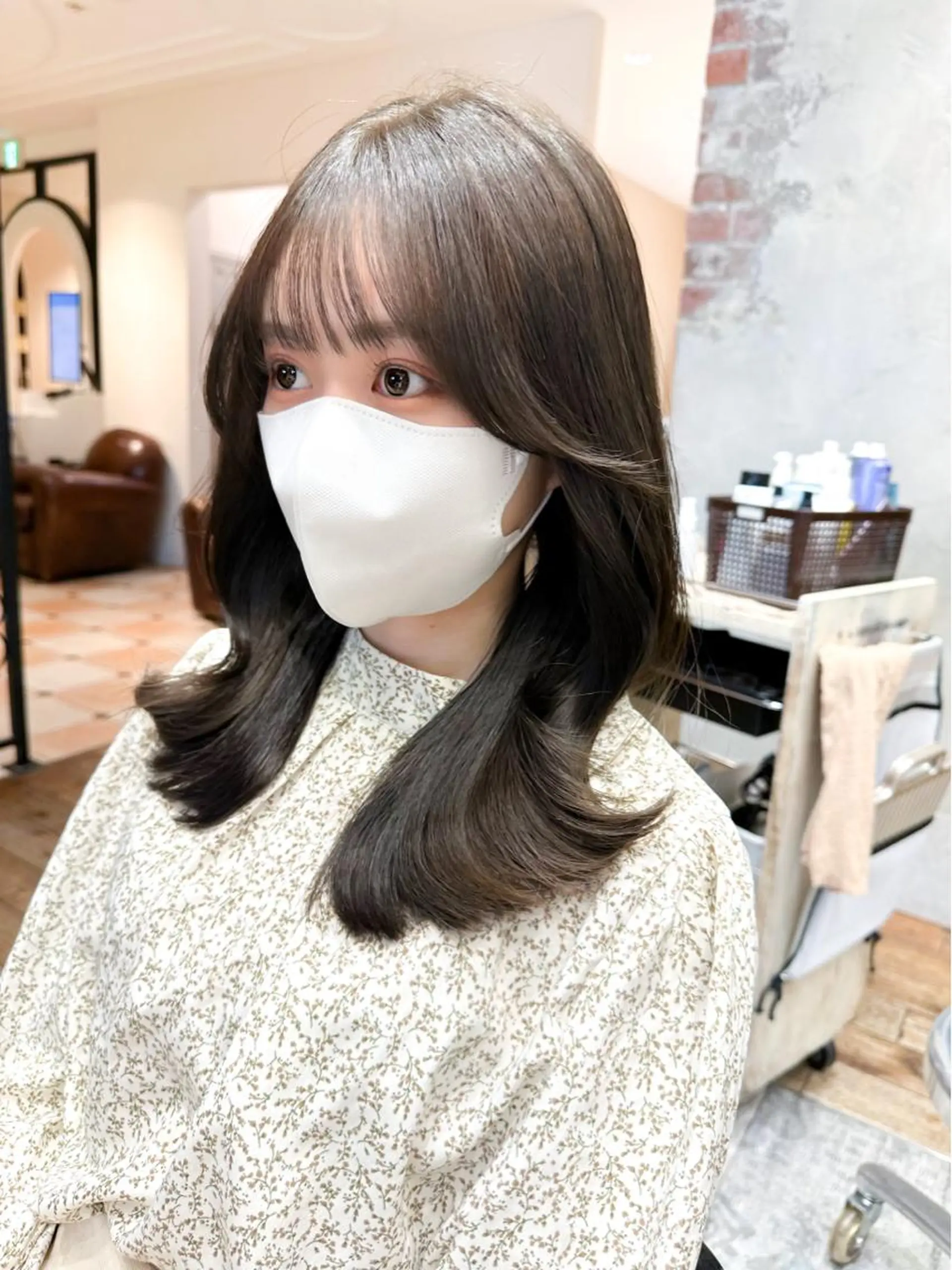 ミディアム カラー ベージュカラー ブラウンカラー ブラウンベージュ グレージュ オリーブグレージュ カット ヘアカラー トリートメント 顔周り/くびれヘア 韓国ヘア💕風間るなのヘアスタイル