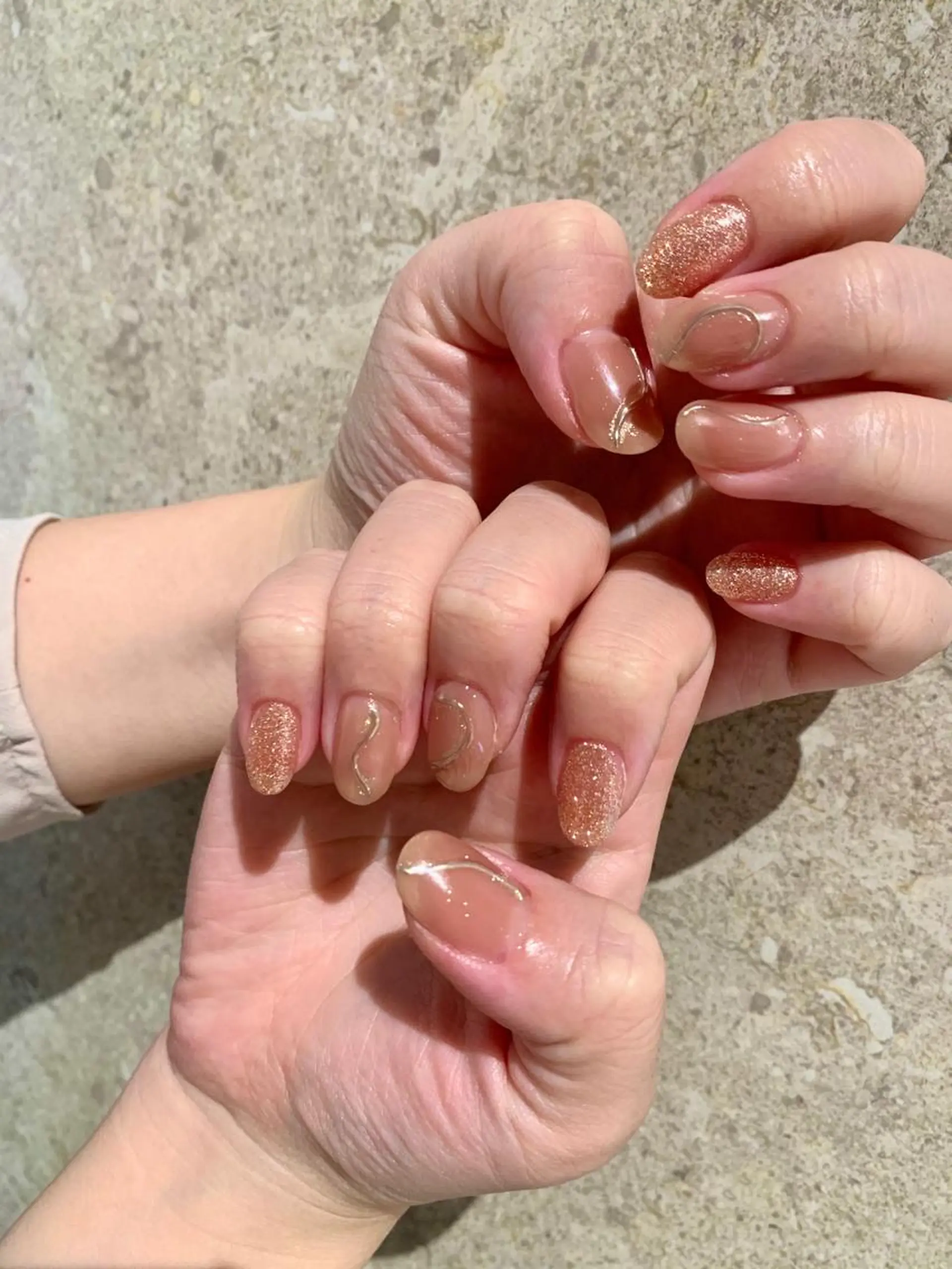 ネイル esby Loely MIZUKIのネイルデザイン