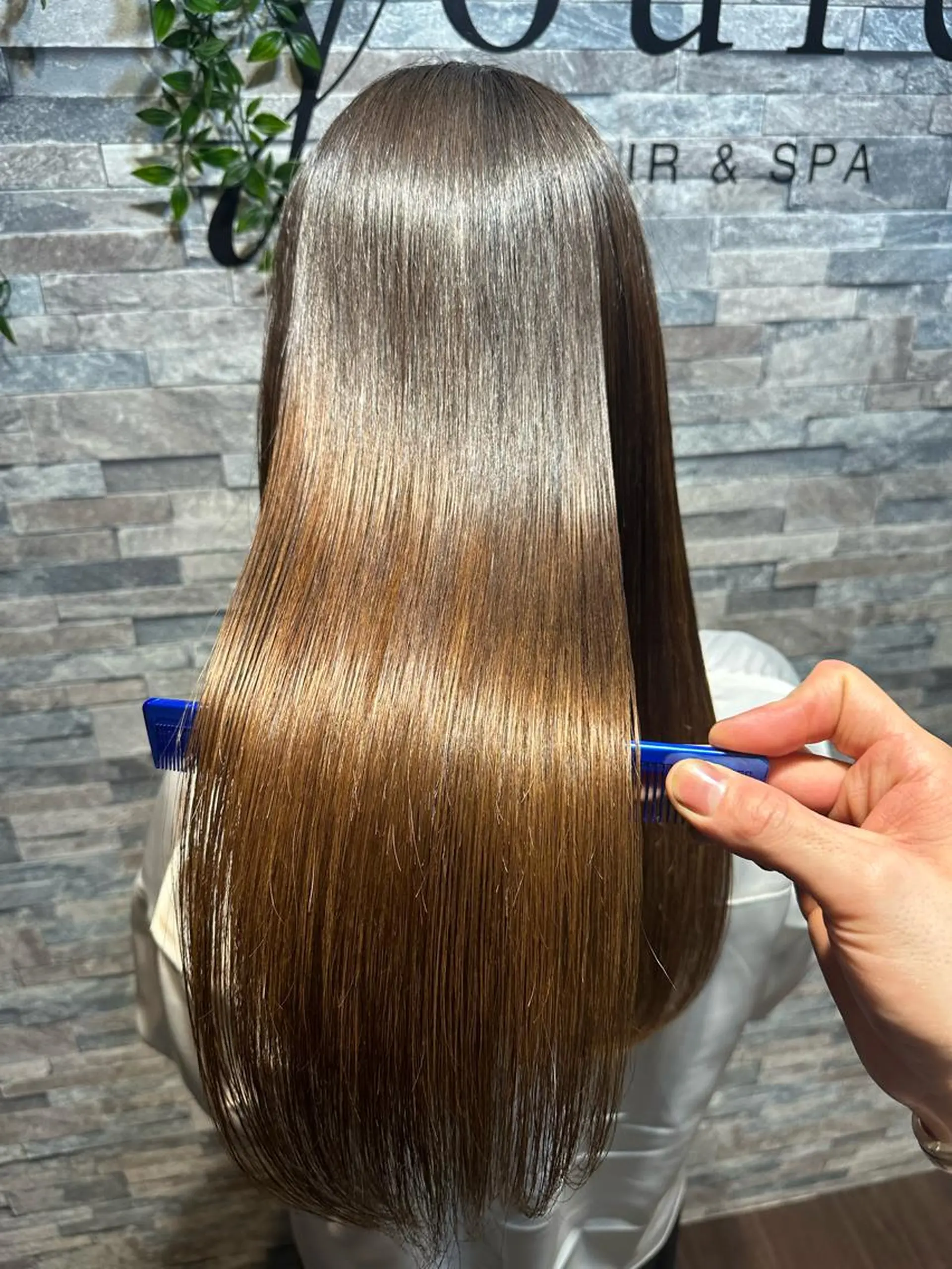 ロング カラー カット ヘアカラー トリートメント ヘッドスパ youres hair 東口店所属・🌸ULTOWA🌸 髪質改善/縮毛/店長のヘアスタイル