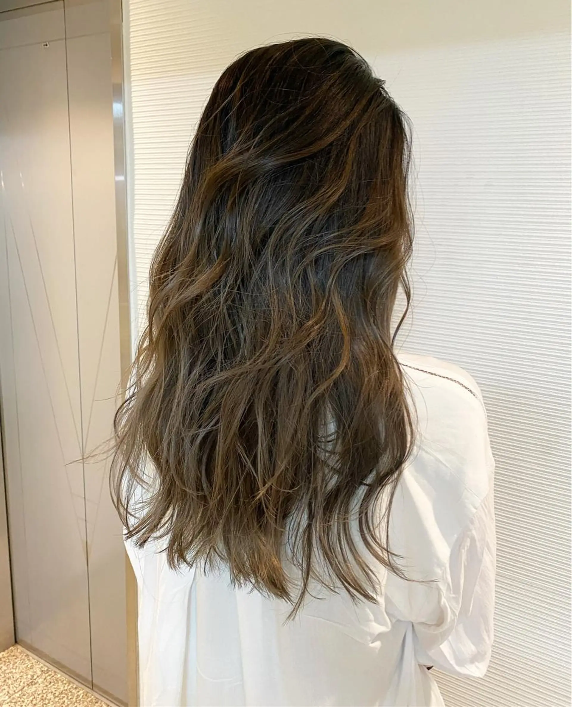 ロング ハイライト トリートメント カット ヘアカラー トリートメント AUBE HAIRazul吉祥寺所属・髪質改善✨幹細胞✨ ウルツヤ🌈清水　祥のヘアスタイル