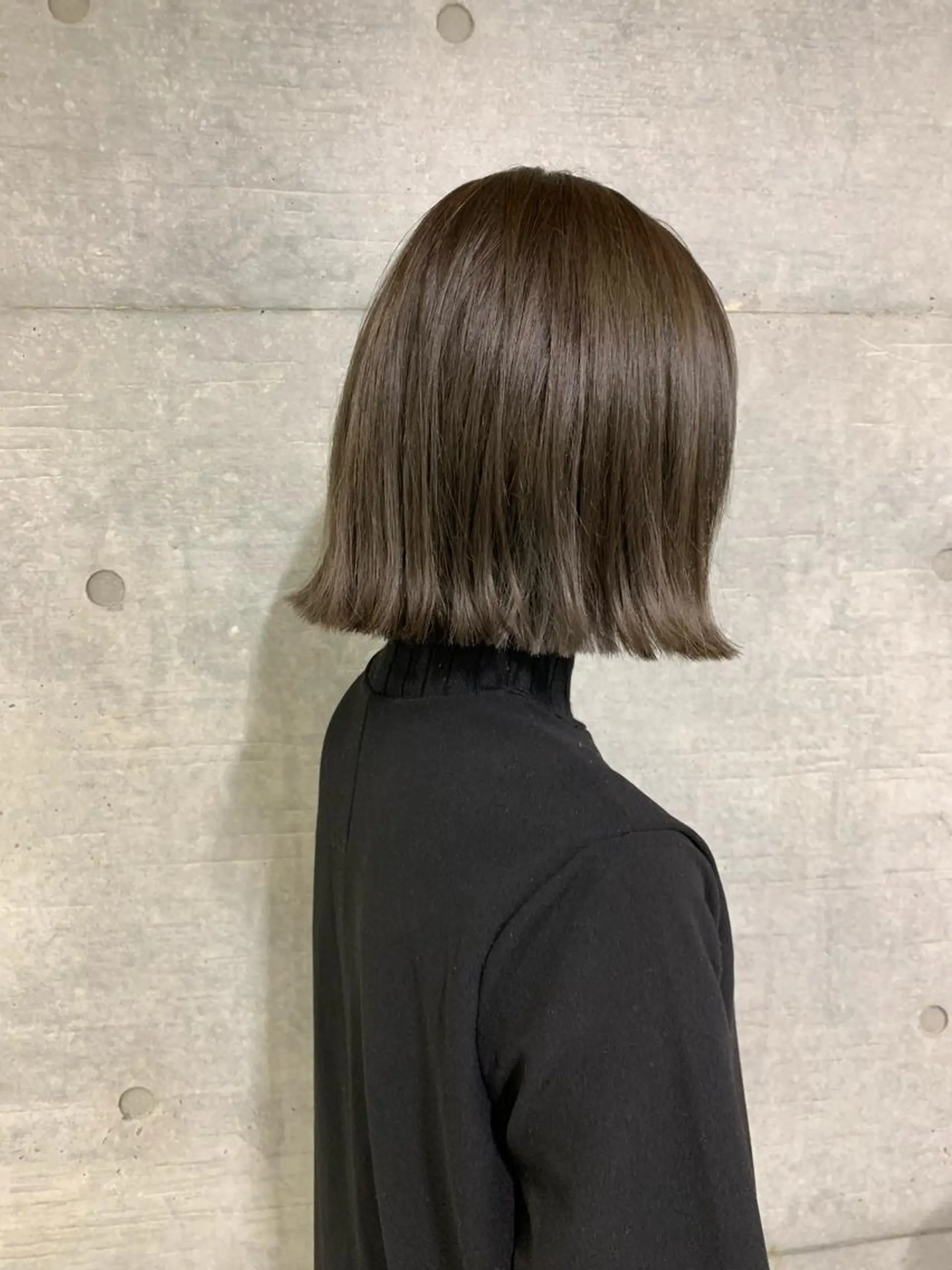 セミロング カラー メンズ ベージュカラー グレージュ シルバー THE./ブリーチ 透感カラー/髪質改善のヘアスタイル