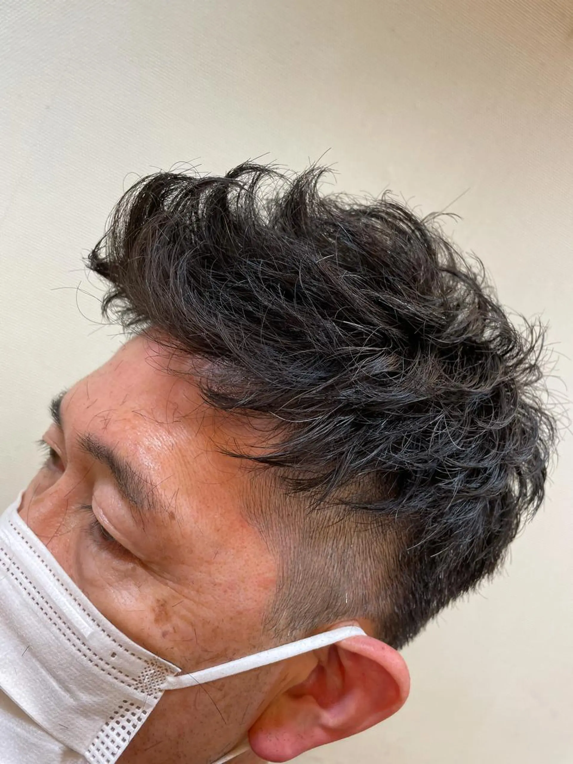 ショート パーマ メンズ メンズパーマ 赤司 泰樹のヘアスタイル