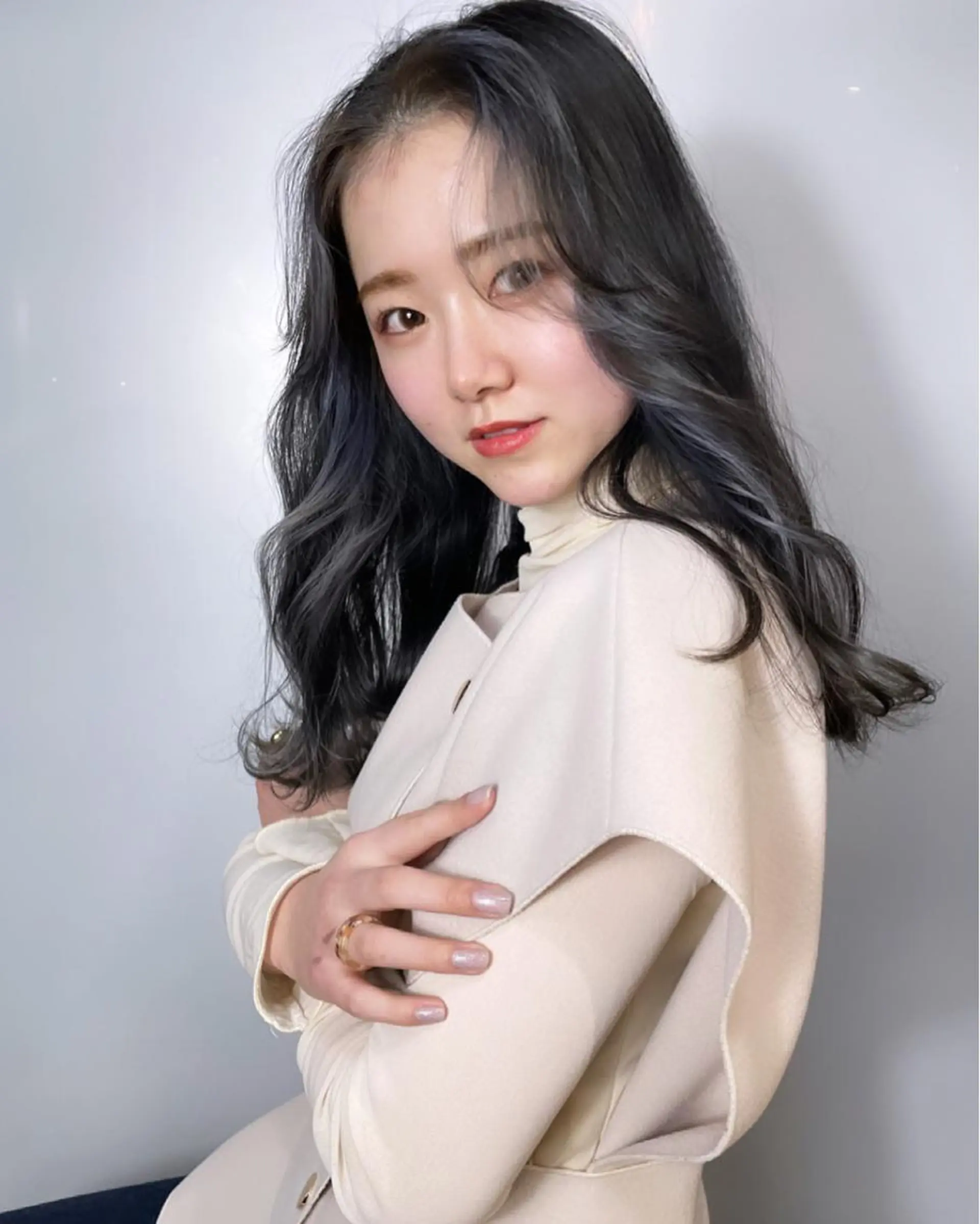 セミロング カラー ヘアアレンジ デザインカラー emu head spa & treatment所属・髙塚碧🇰🇷 韓国ヘア🎗️のヘアスタイル