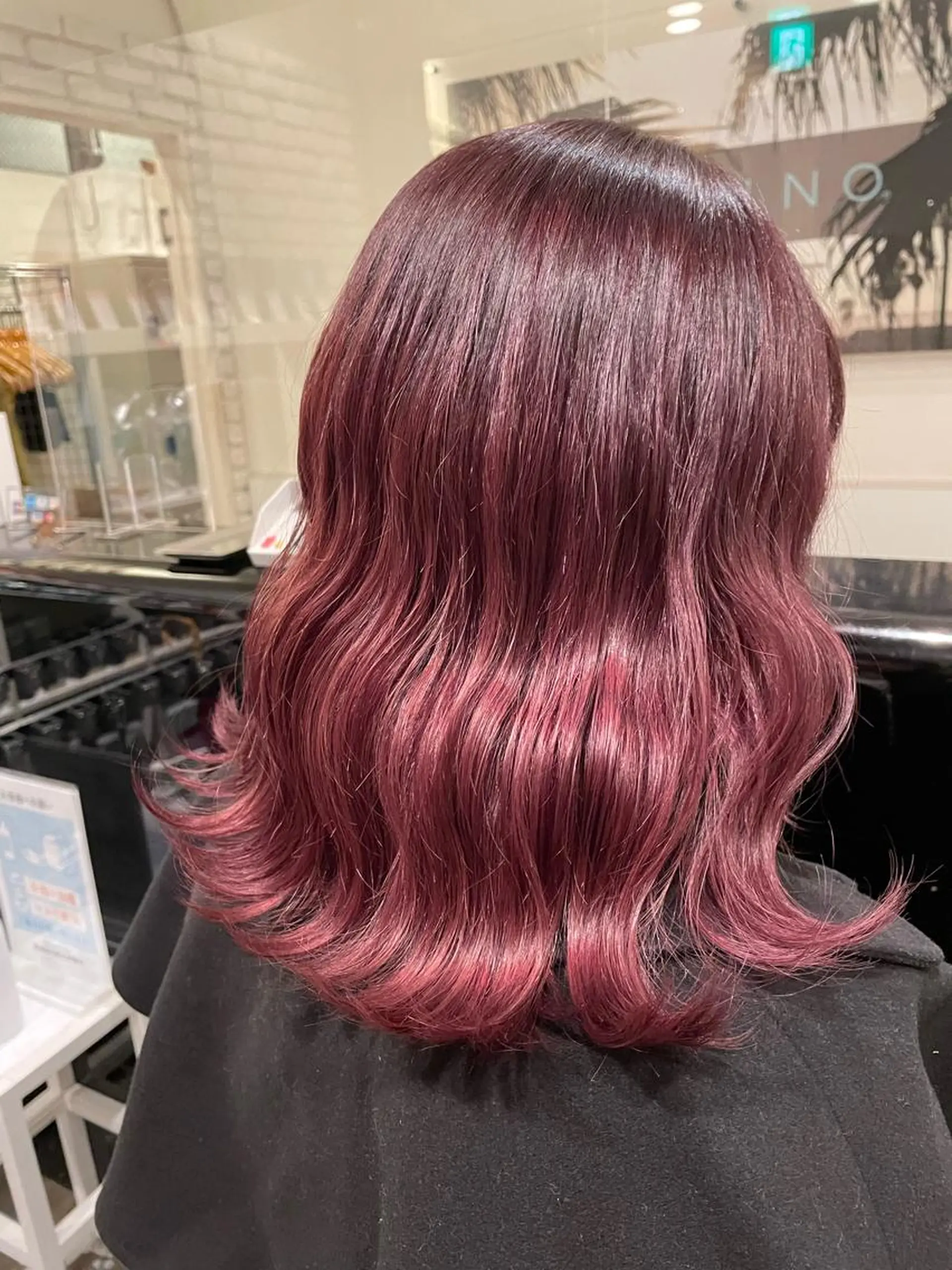 セミロング 🍑まき/カット /髪質改善カラー🍑のヘアスタイル