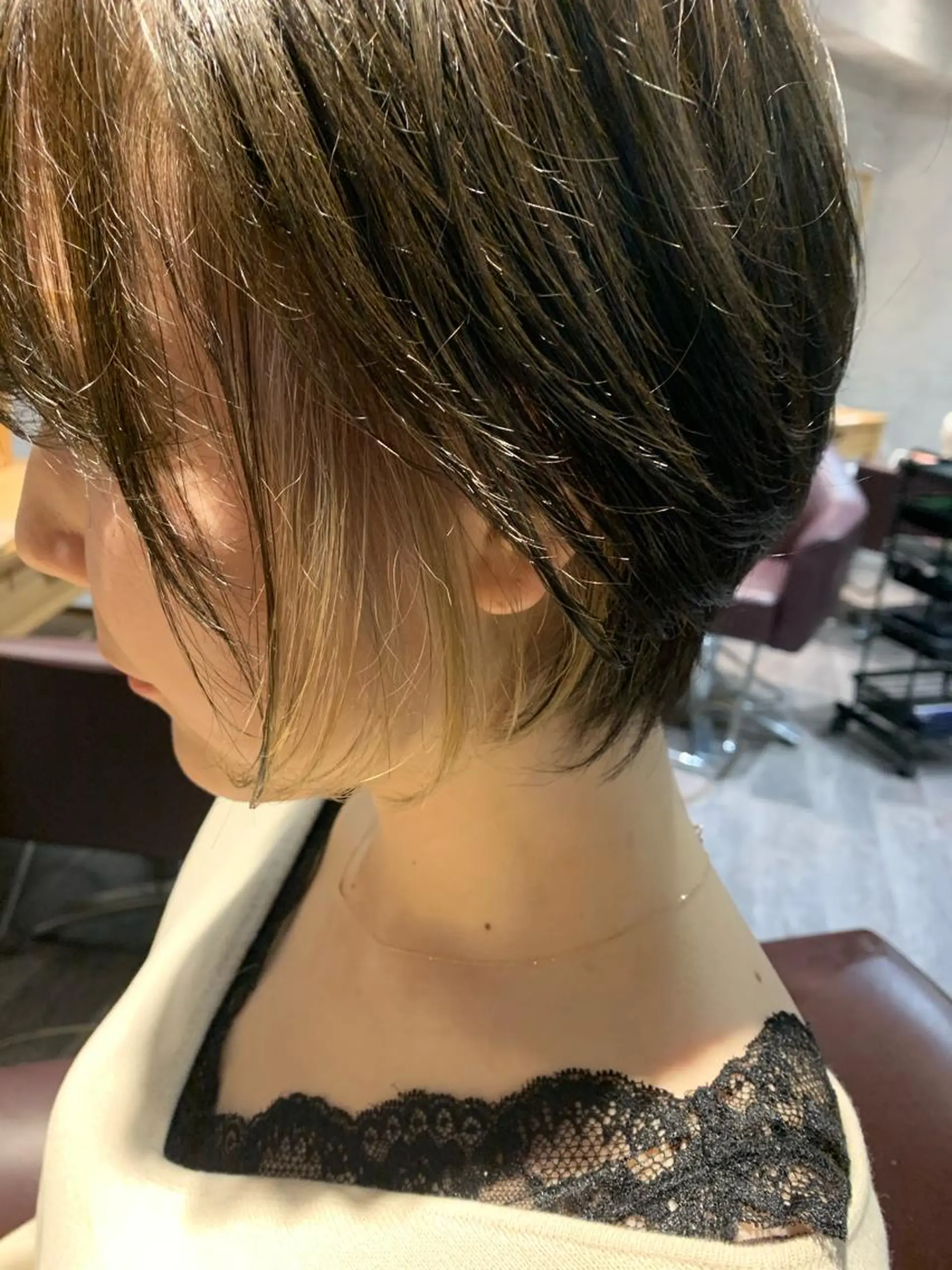 ショート ヘアカラー バレイヤージュ KAZUMAのヘアスタイル
