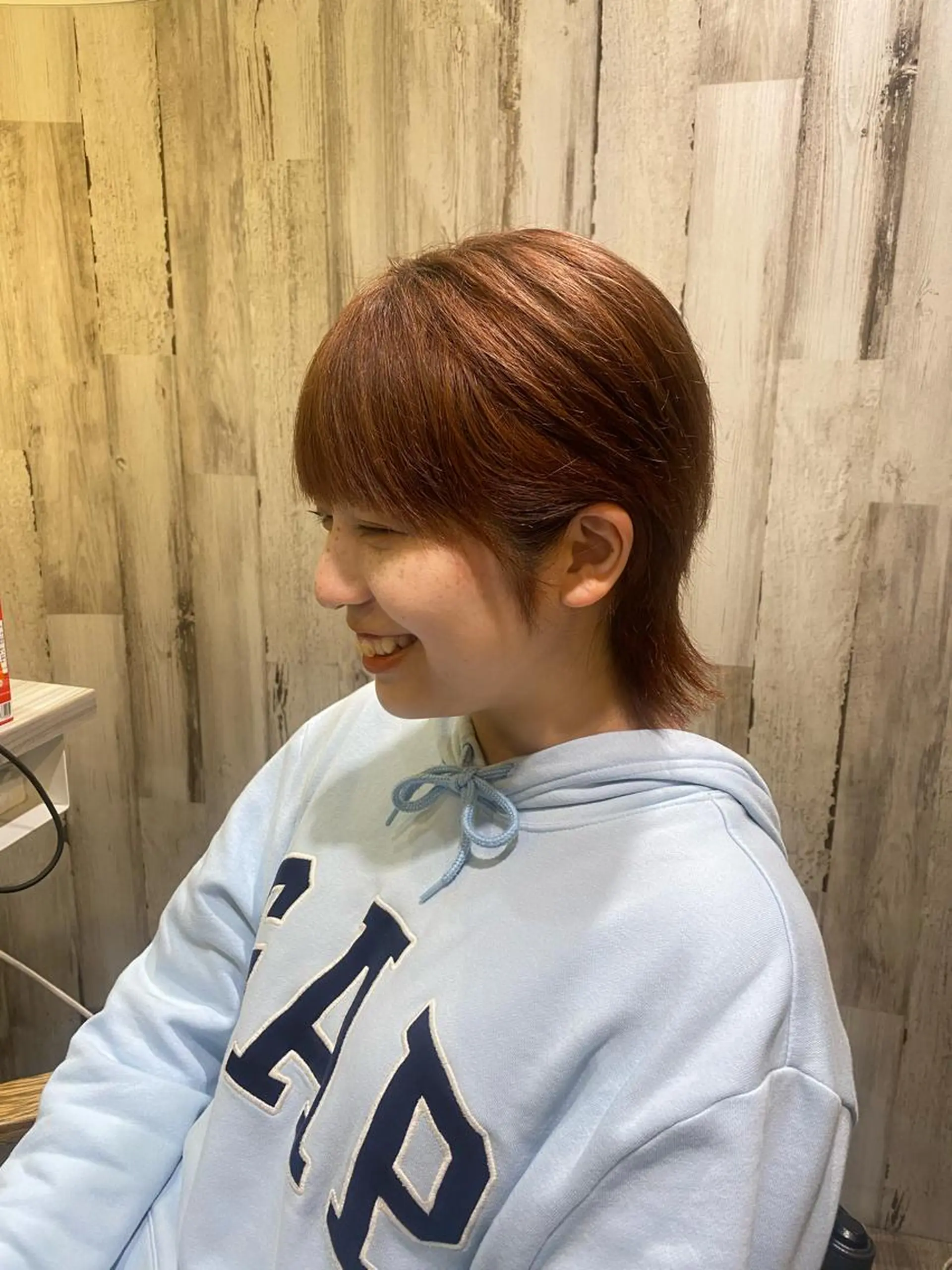 カラー ブリーチ ダブルカラー オレンジ ヘアカラー 西山 恵太郎のヘアスタイル