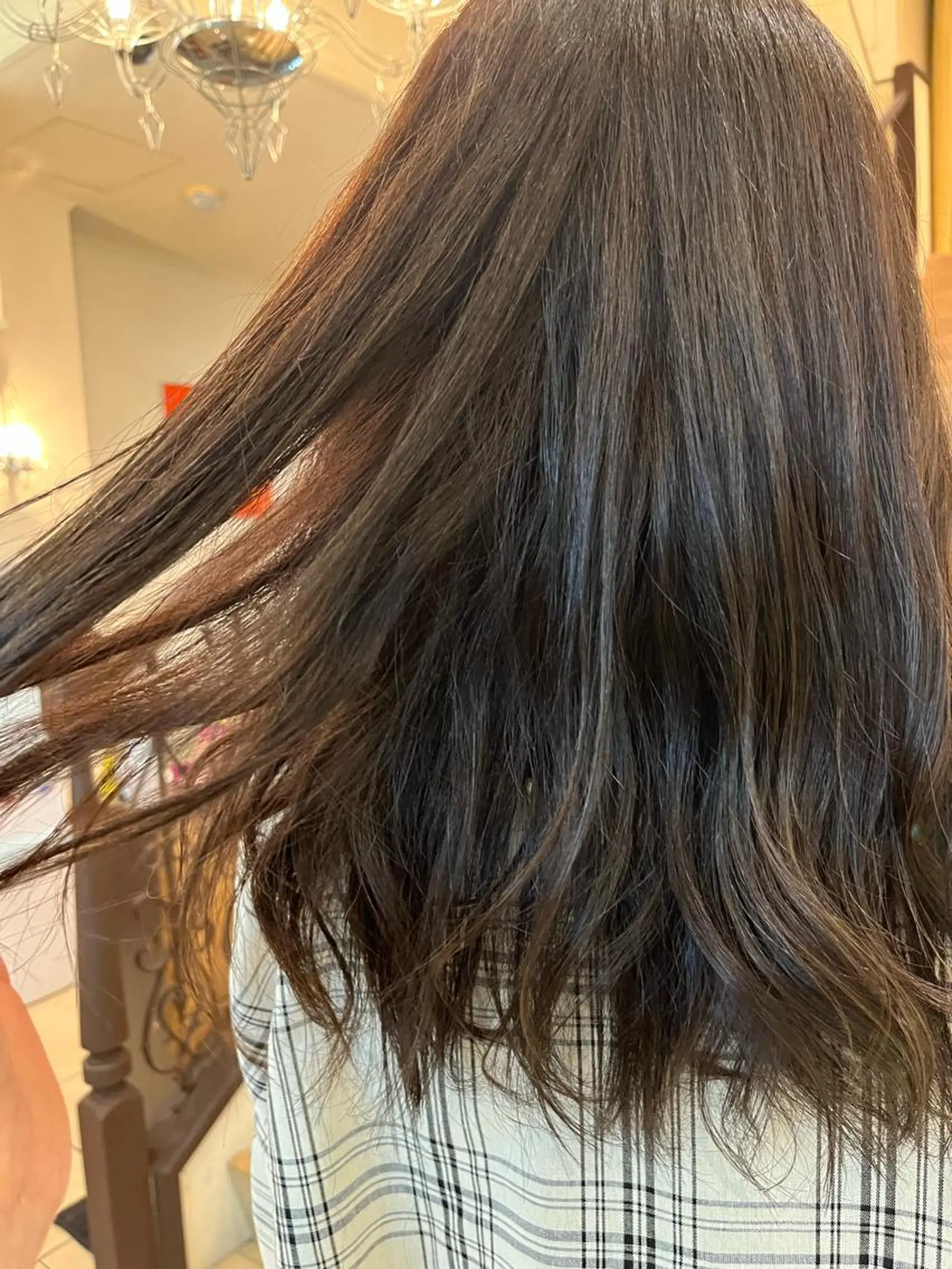 ミディアム カラー ヘアカラー 八重樫 夢愛のヘアスタイル