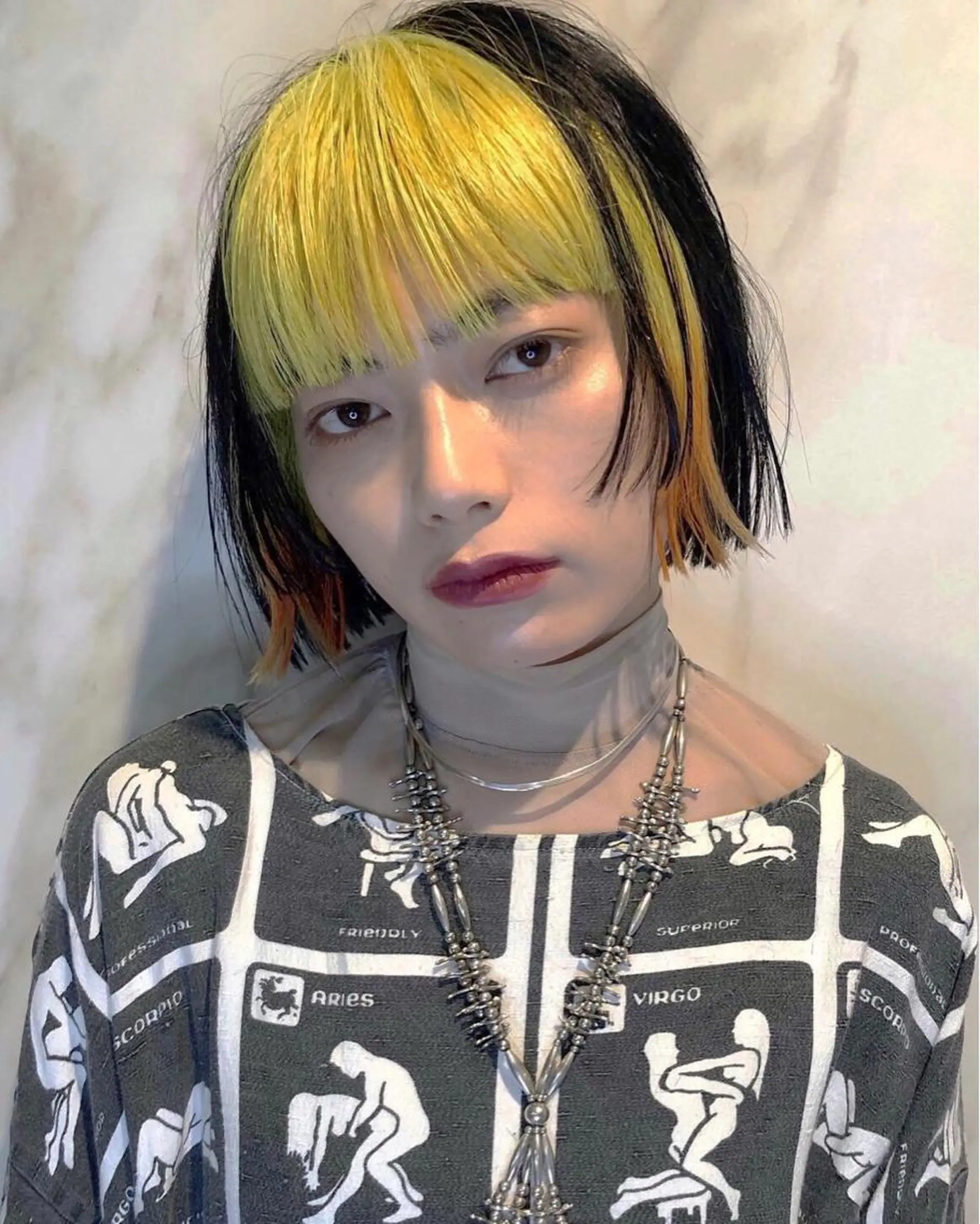 ショート カラー 切りっぱなしボブ ハイライトカラー オレンジ ボブ ハイライト カット ヘアカラー トリートメント SALOWIN所属・ブリーチ✨ ボブ✨レイヤーのヘアスタイル