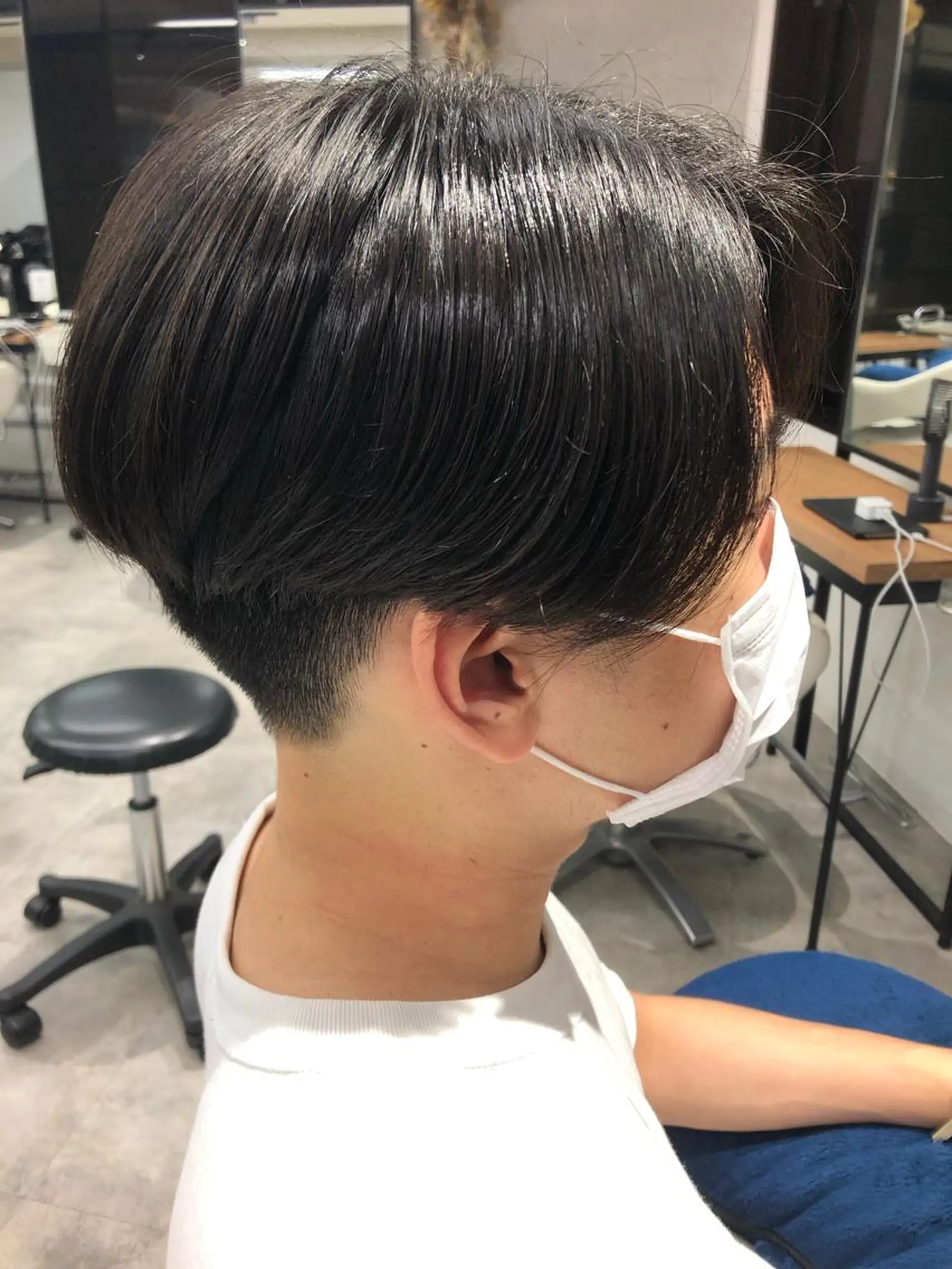 メンズ センターパート ツーブロック カット ヘッドスパ Noy所属・Noyヨシモト ヒロトのヘアスタイル