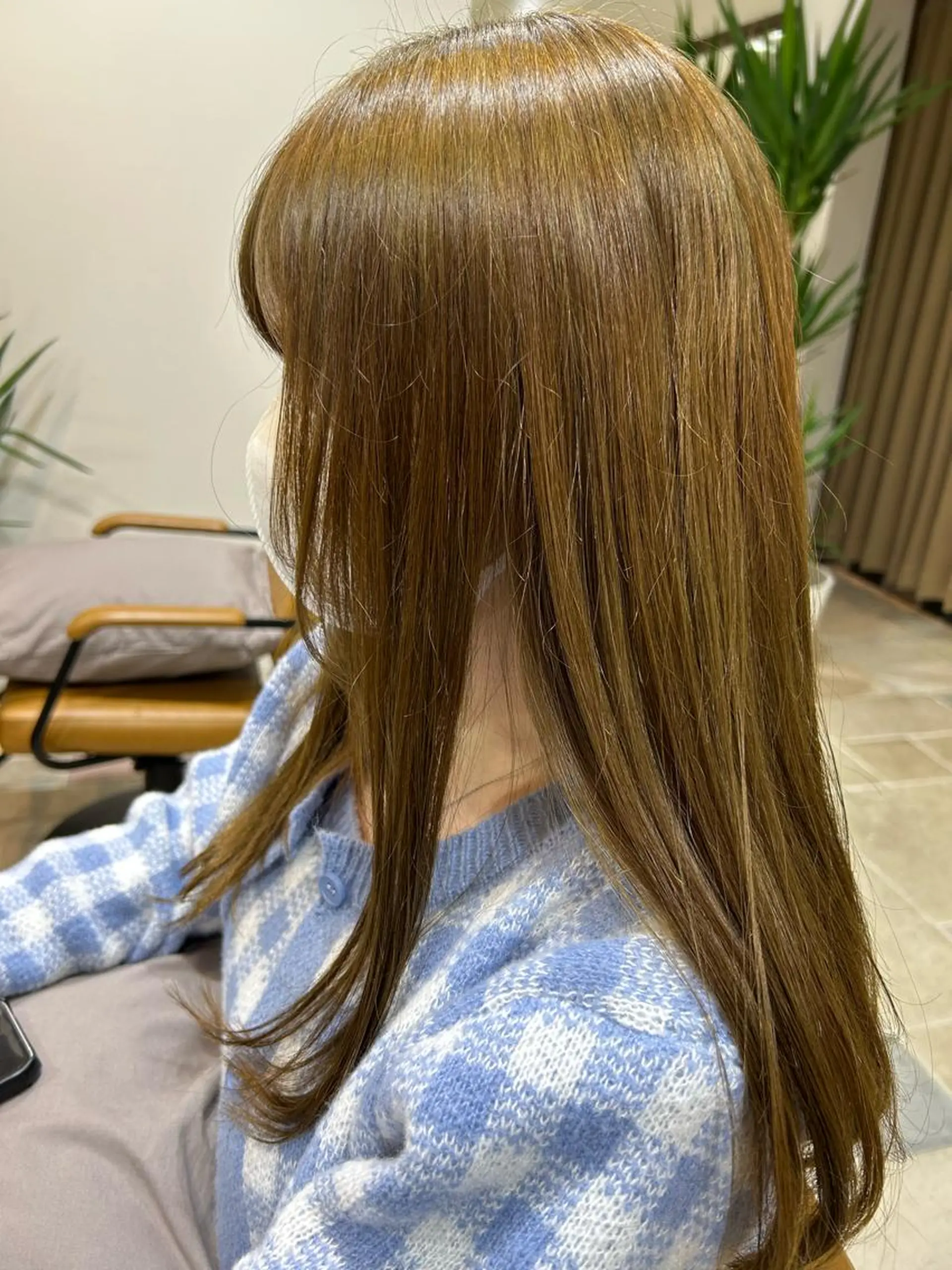 セミロング 顔周りカット レイヤーカット ブラウンカラー tomokaのヘアスタイル