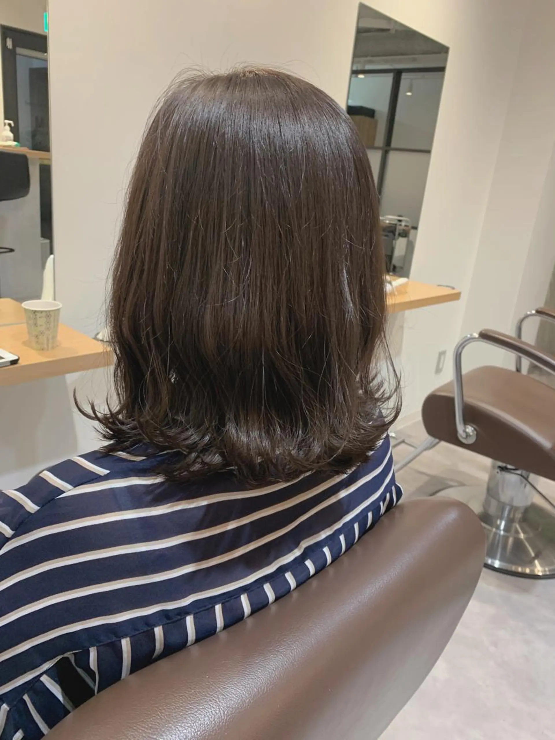 ミディアム カラー イルミナカラー MIA 菅原のヘアスタイル