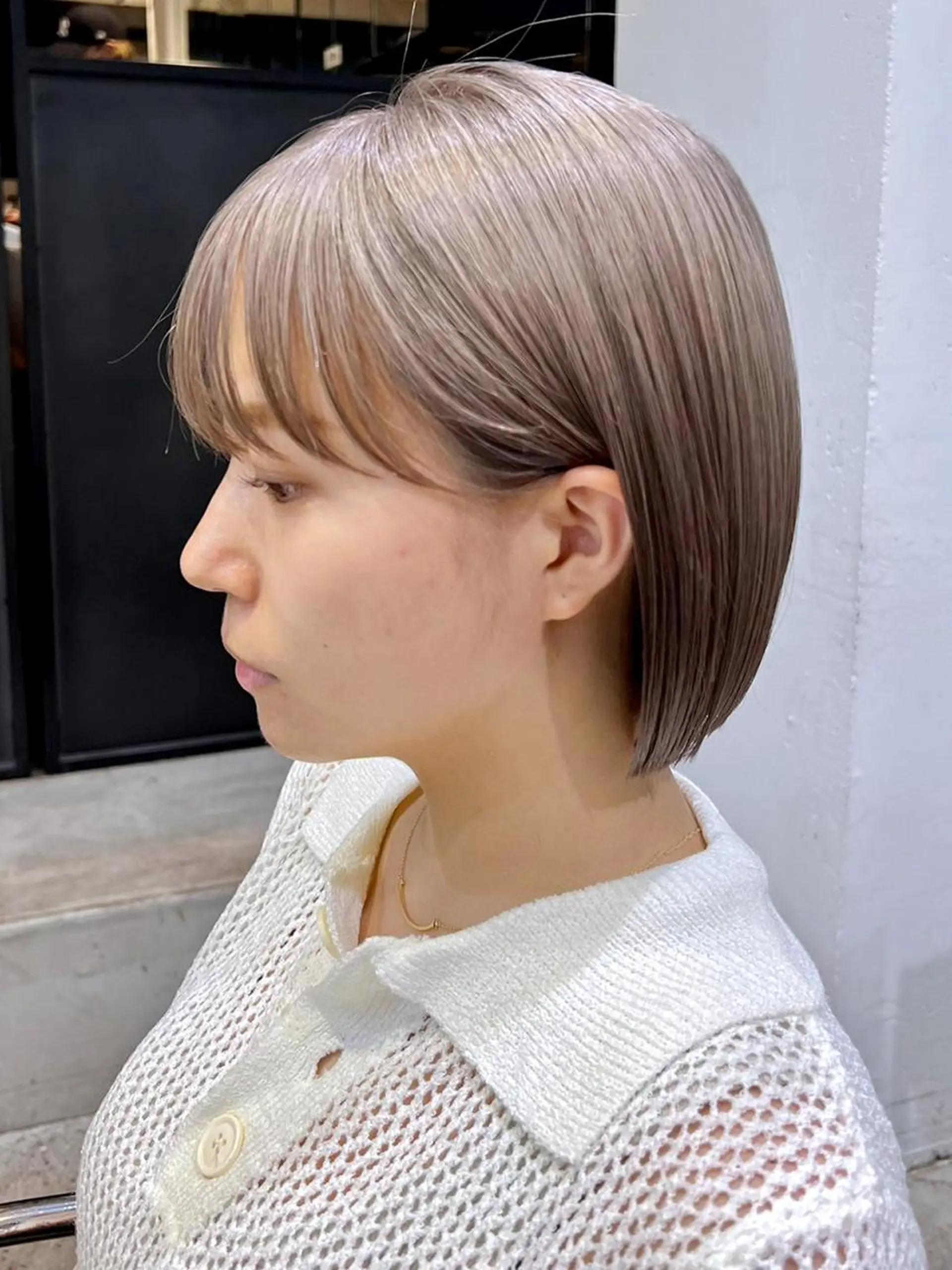 ショート カラー パーマ ヘアアレンジ ハイトーンカラー ボブ カット ヘアカラー トリートメント ITbyALBUM 松戸のヘアスタイル