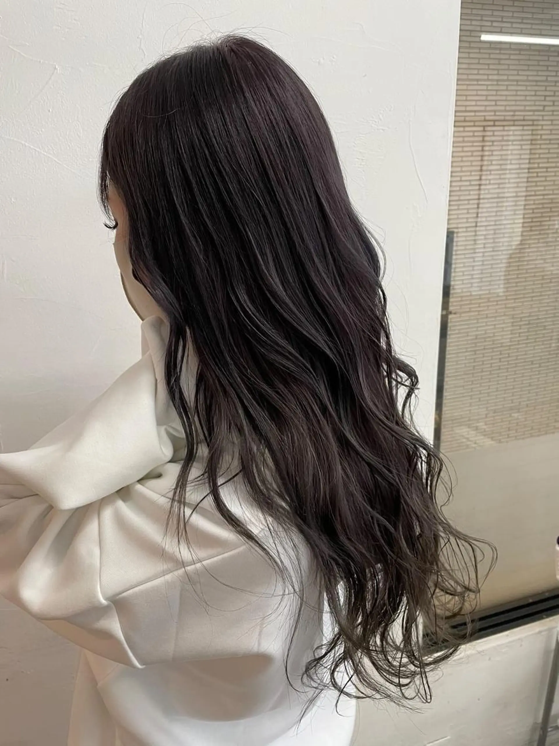 ロング カラー グレージュ パープルカラー パープルグレージュ ギャルの革命児 秀斗のヘアスタイル