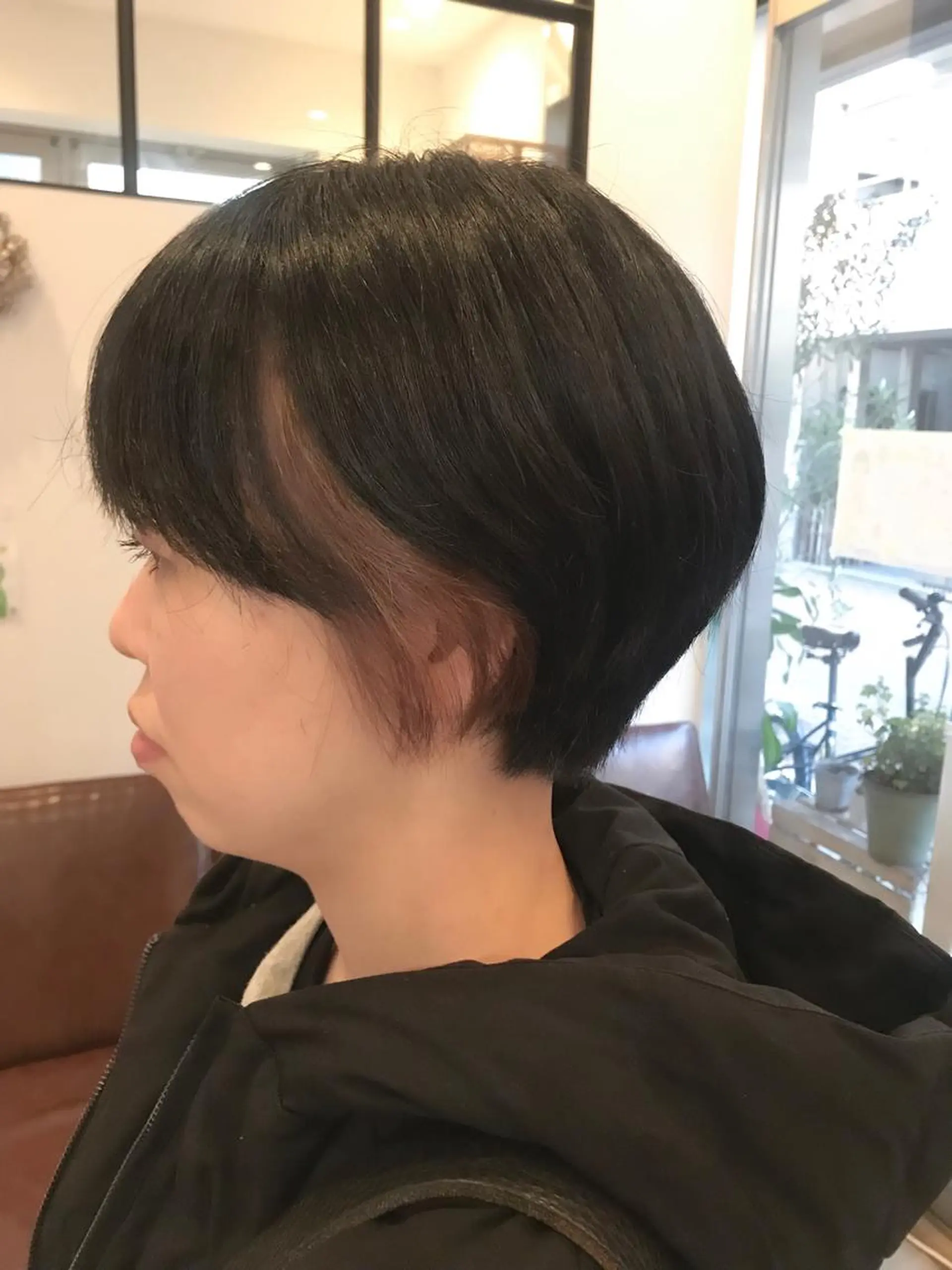 ショート カラー 暖色カラー🍊 ボブ🌿顔周りcutのヘアスタイル