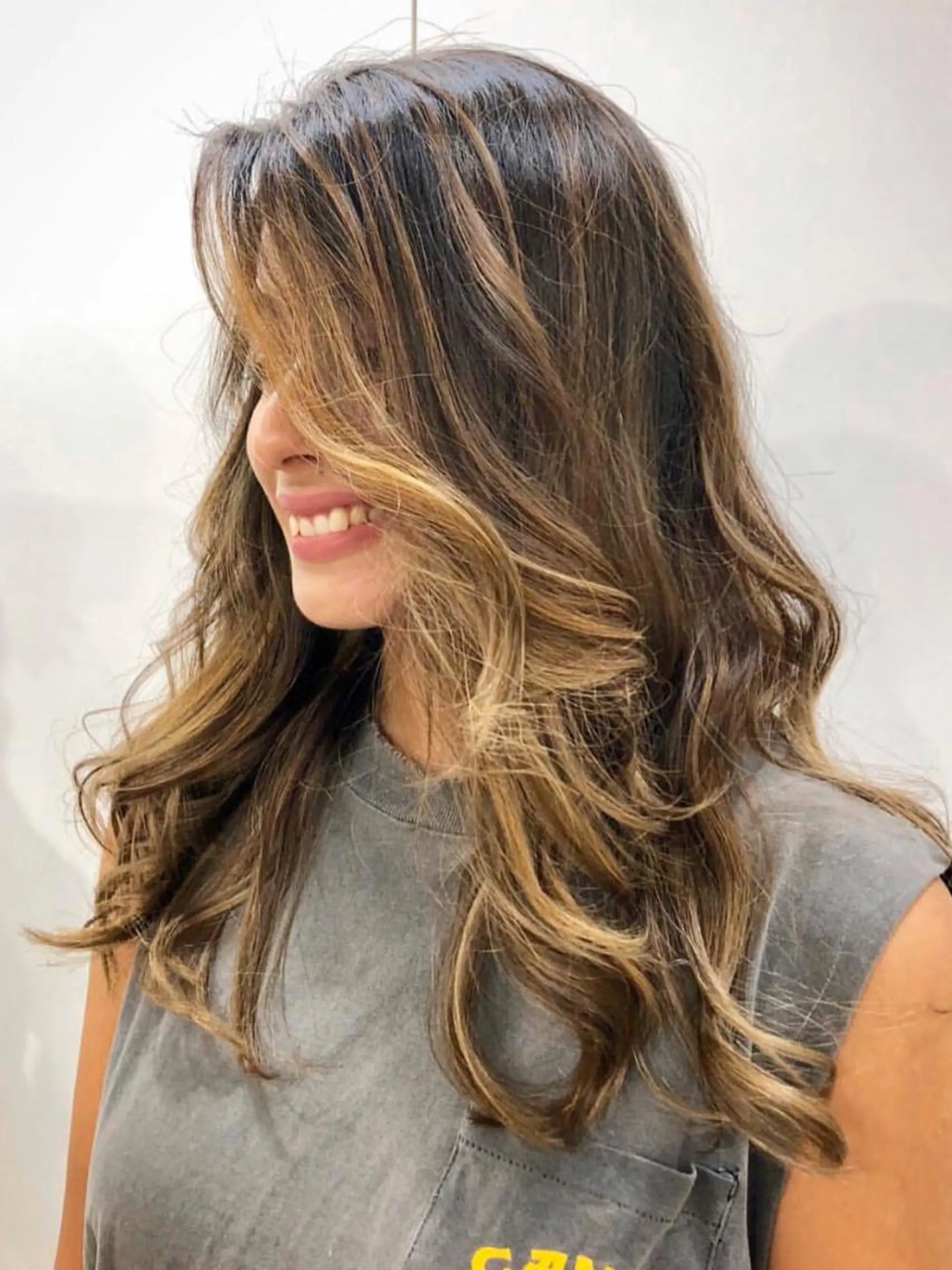 ロング ハイライト レイヤーカット salowin 原宿 aroa所属・韓国／ハッシュカット ／透明感カラー／金野のヘアスタイル