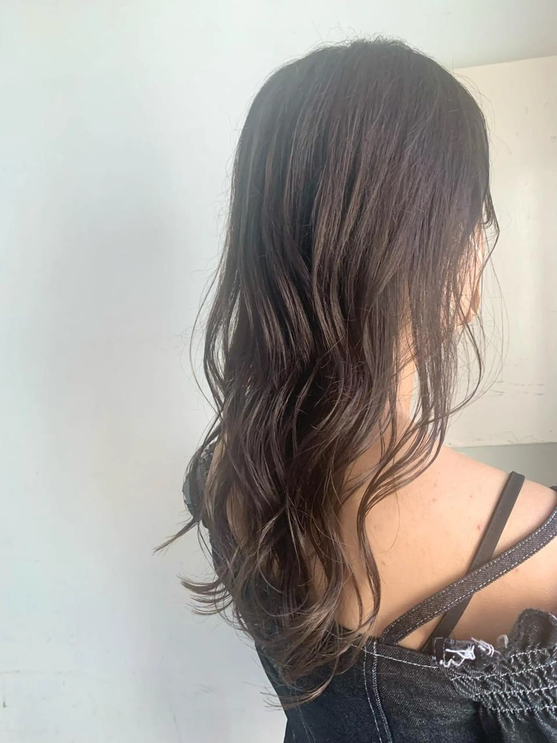 ロング カラー パーマ ヘアアレンジ メンズ キッズ ネイル マツエク・マツパ アイブロウ メンズブリーチ メンズハイライト メンズハイトーン メンズインナーカラー メンズ韓国風 ヘアカラー トリートメント 🦕ウルフカット 🦕ａｋｉｈｏのヘアスタイル