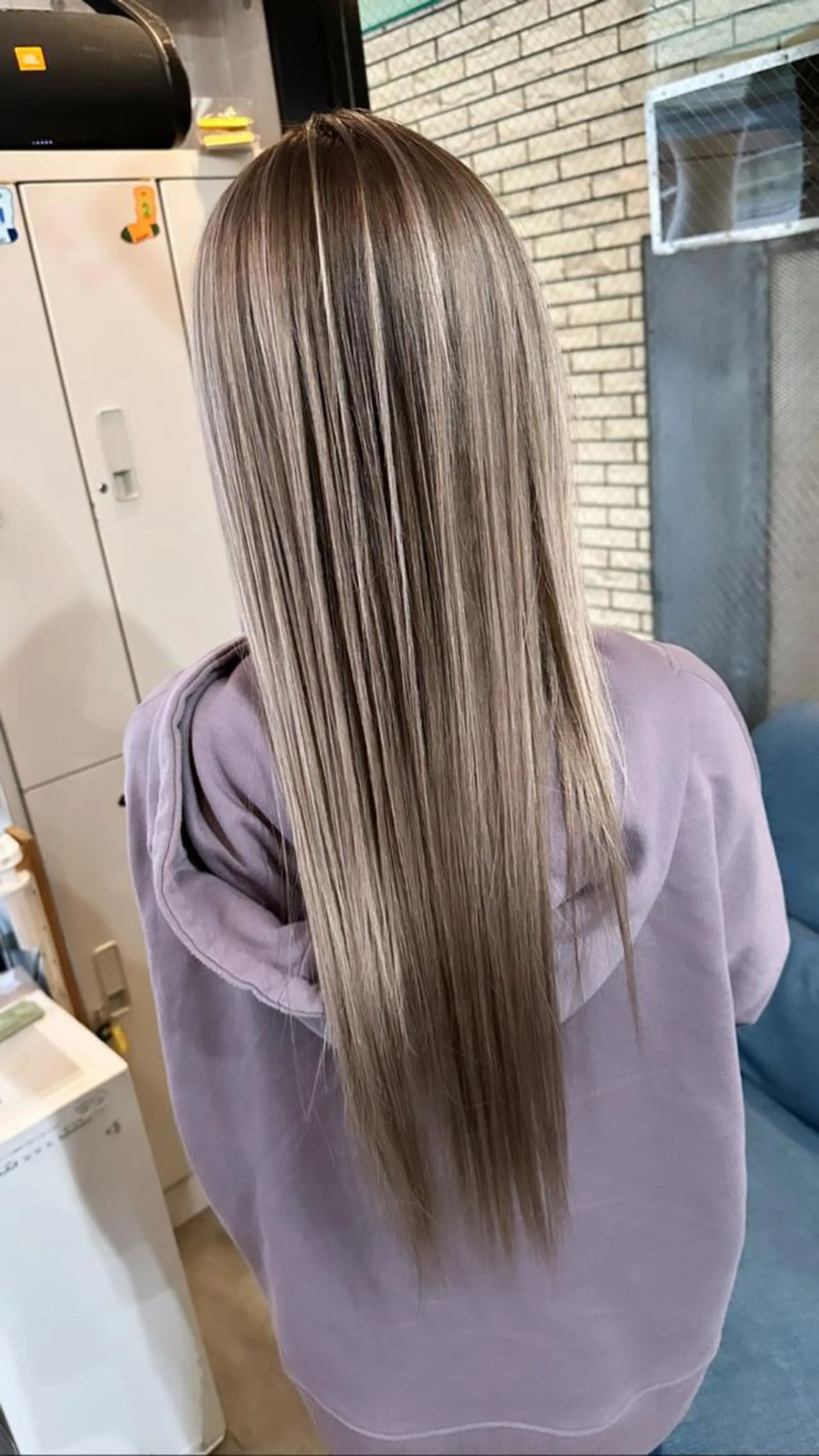 ロング カラー カット ヘアカラー トリートメント ヘアセット 難波ブリーチカラー 伊藤洋輝のヘアスタイル