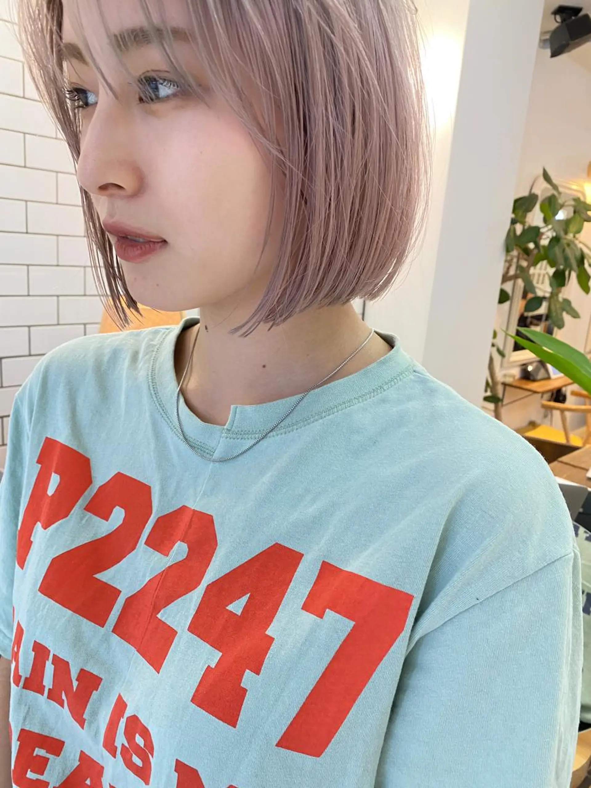 ミディアム カラー 顔周りレイヤー/韓国 ブリーチminamiのヘアスタイル