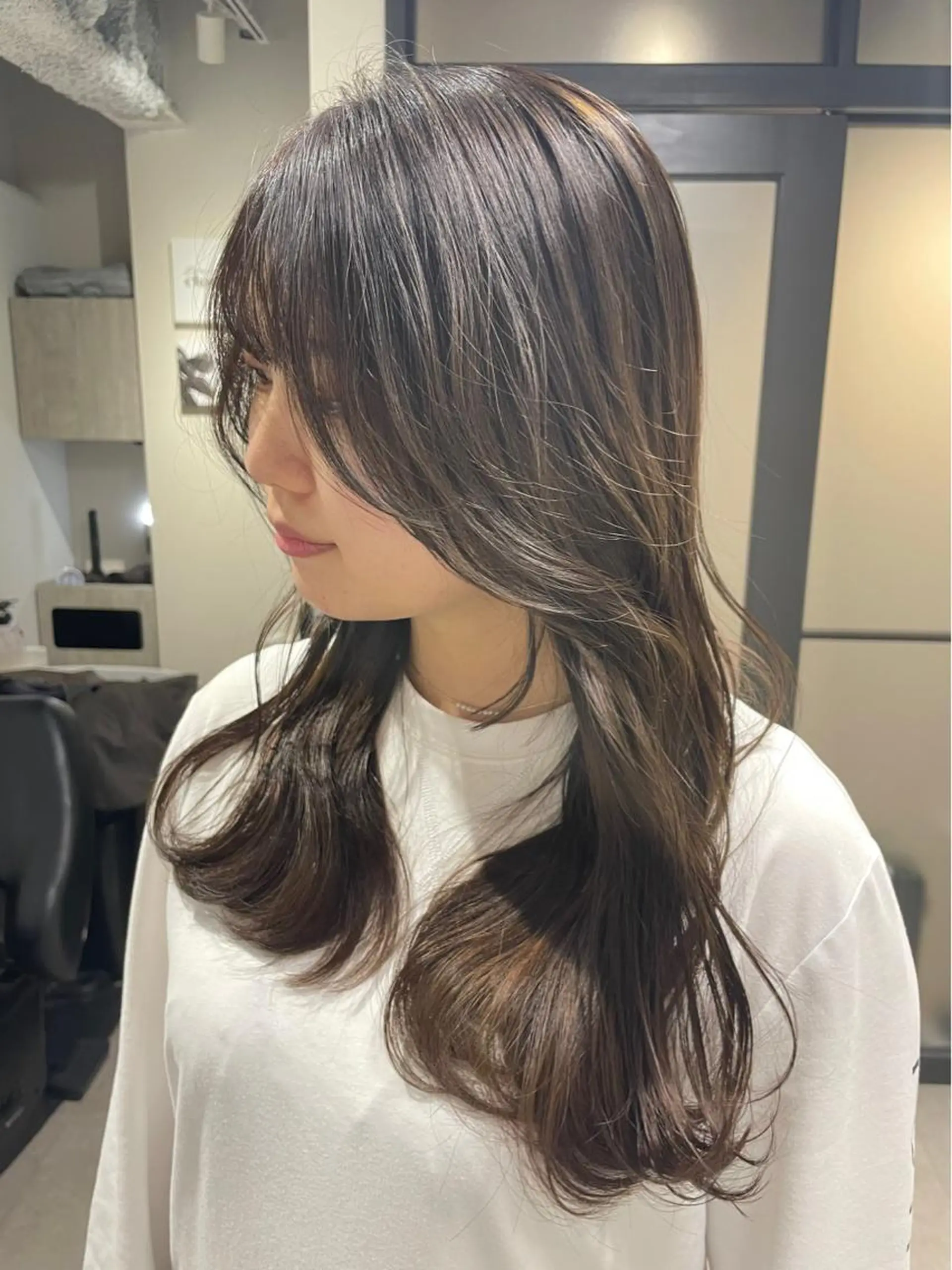 セミロング ヘアカラー 🌸インナーカラー 🌸藤井春華のヘアスタイル