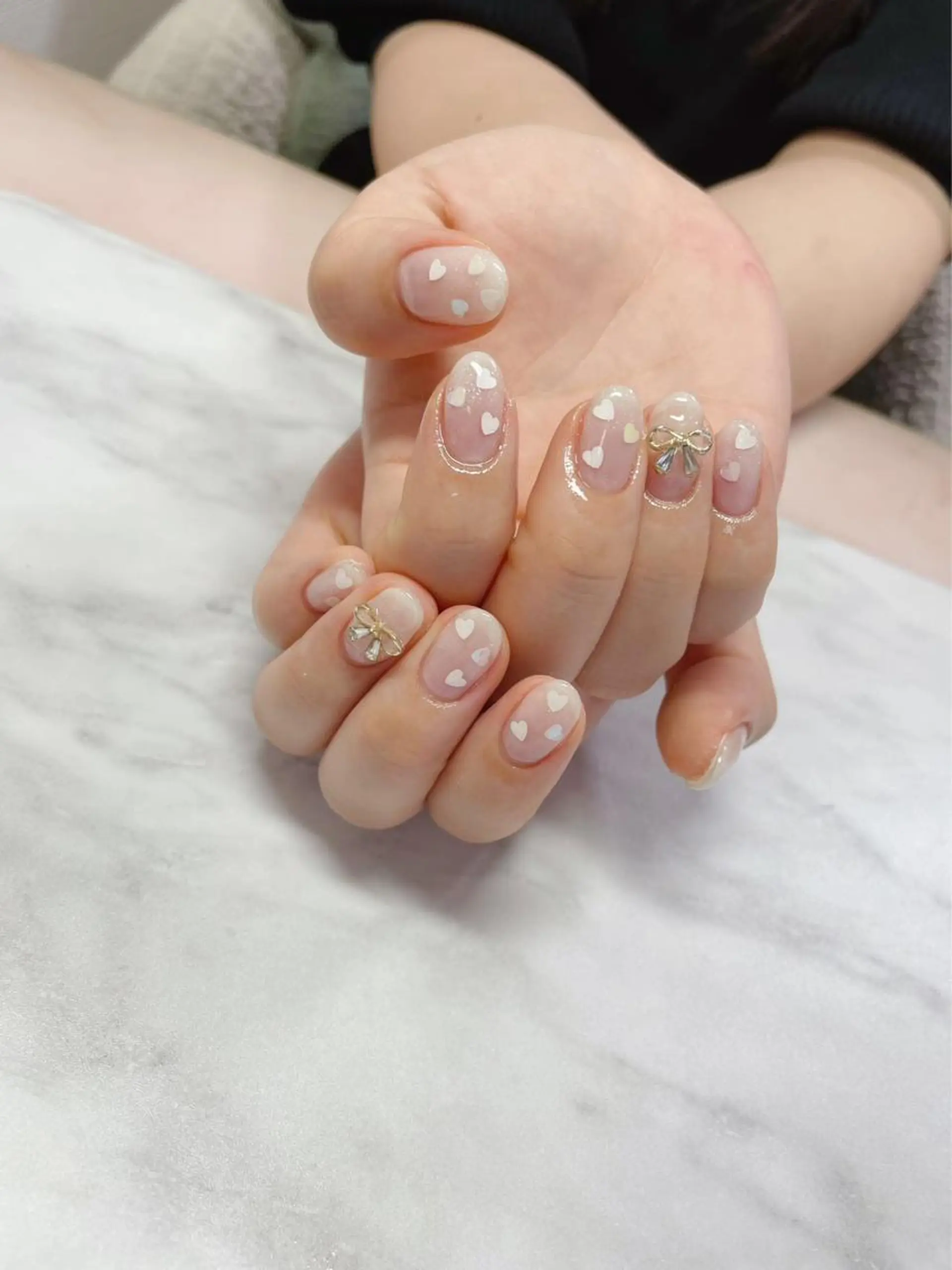 ネイル ハンドネイル RI SA☀️ リサのネイルデザイン