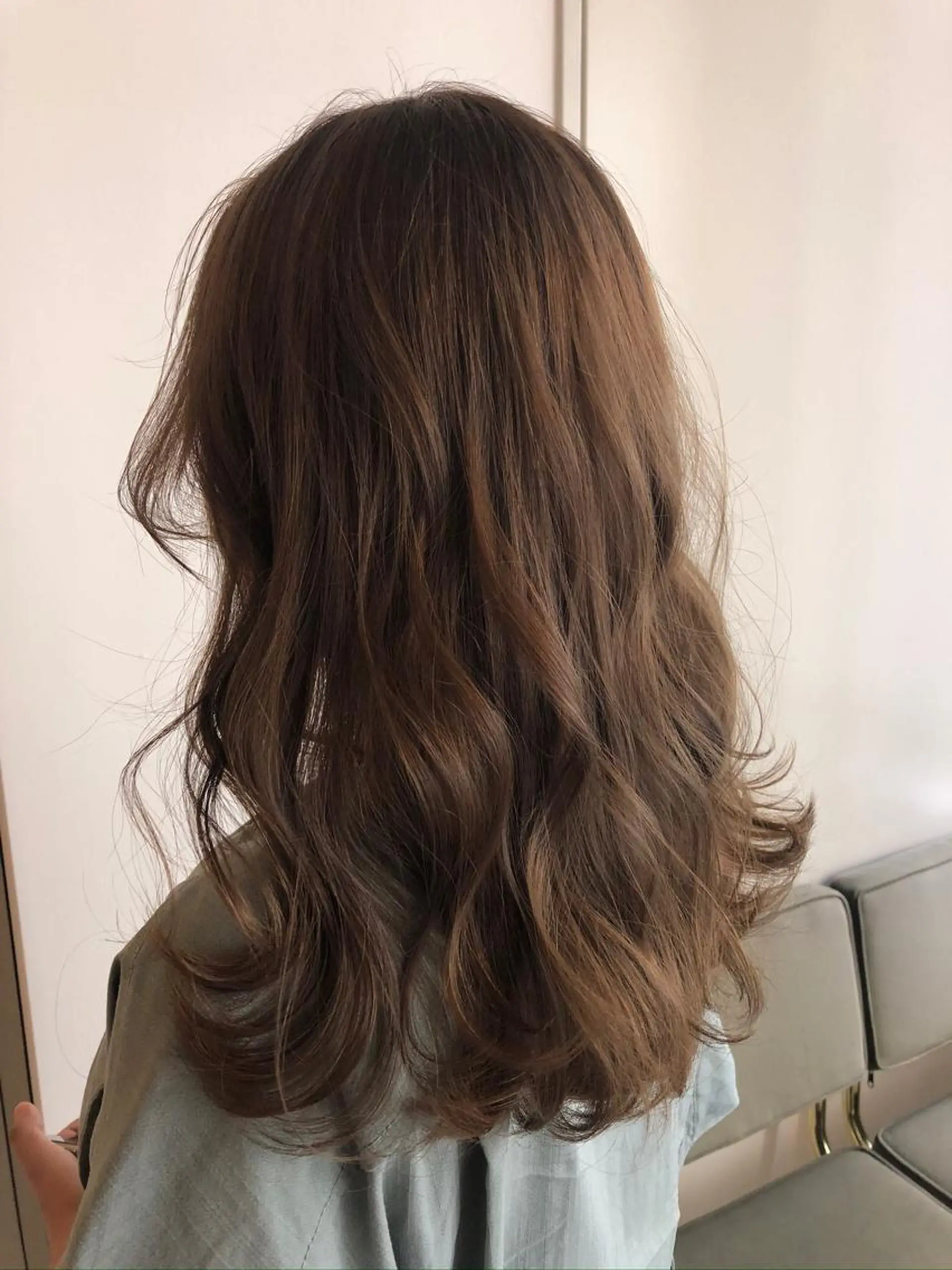 セミロング カラー ヘアアレンジ ヘアカラー トリートメント 🍎吉川浩生 トップスタイリストのヘアスタイル