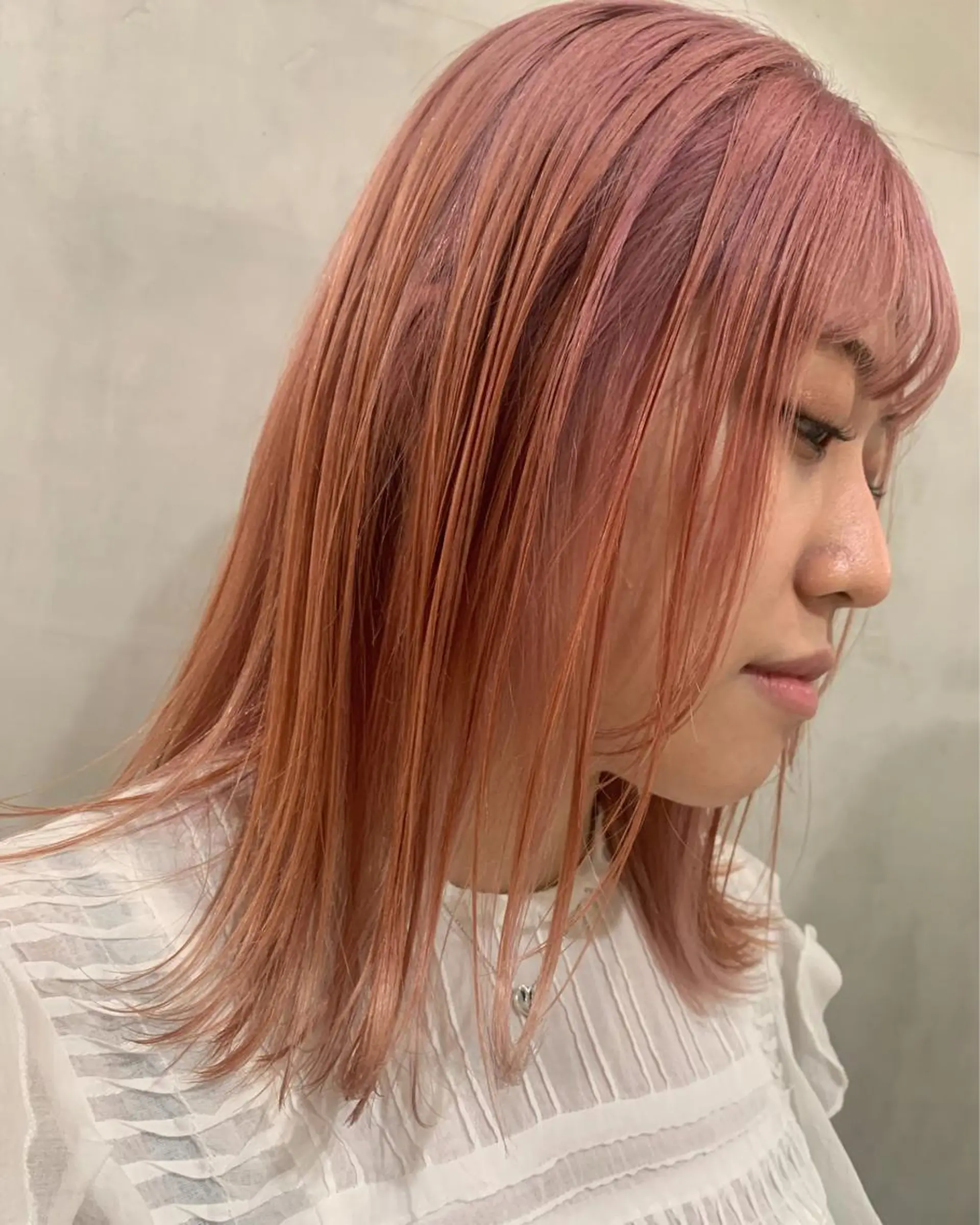 ミディアム カラー カット ヘアカラー トリートメント 優 作のヘアスタイル