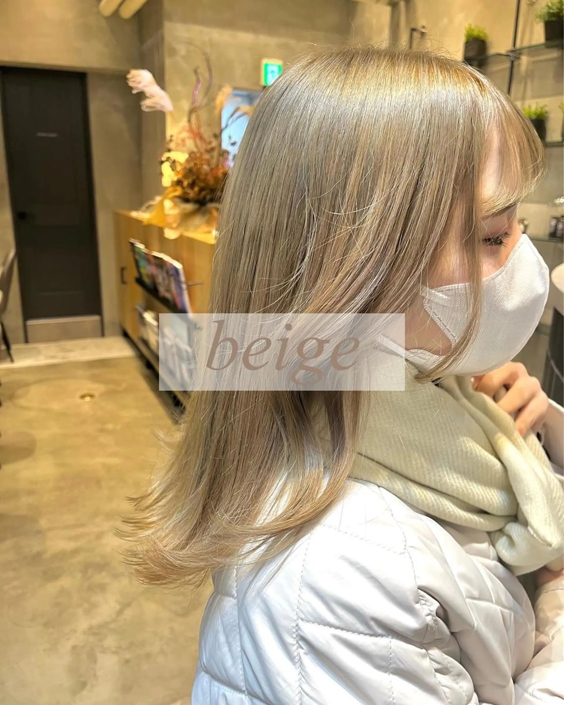 ミディアム カラー ベージュカラー ブリーチ ダブルカラー ミルクティーベージュ レイヤーカット 韓国🇰🇷EMIのヘアスタイル