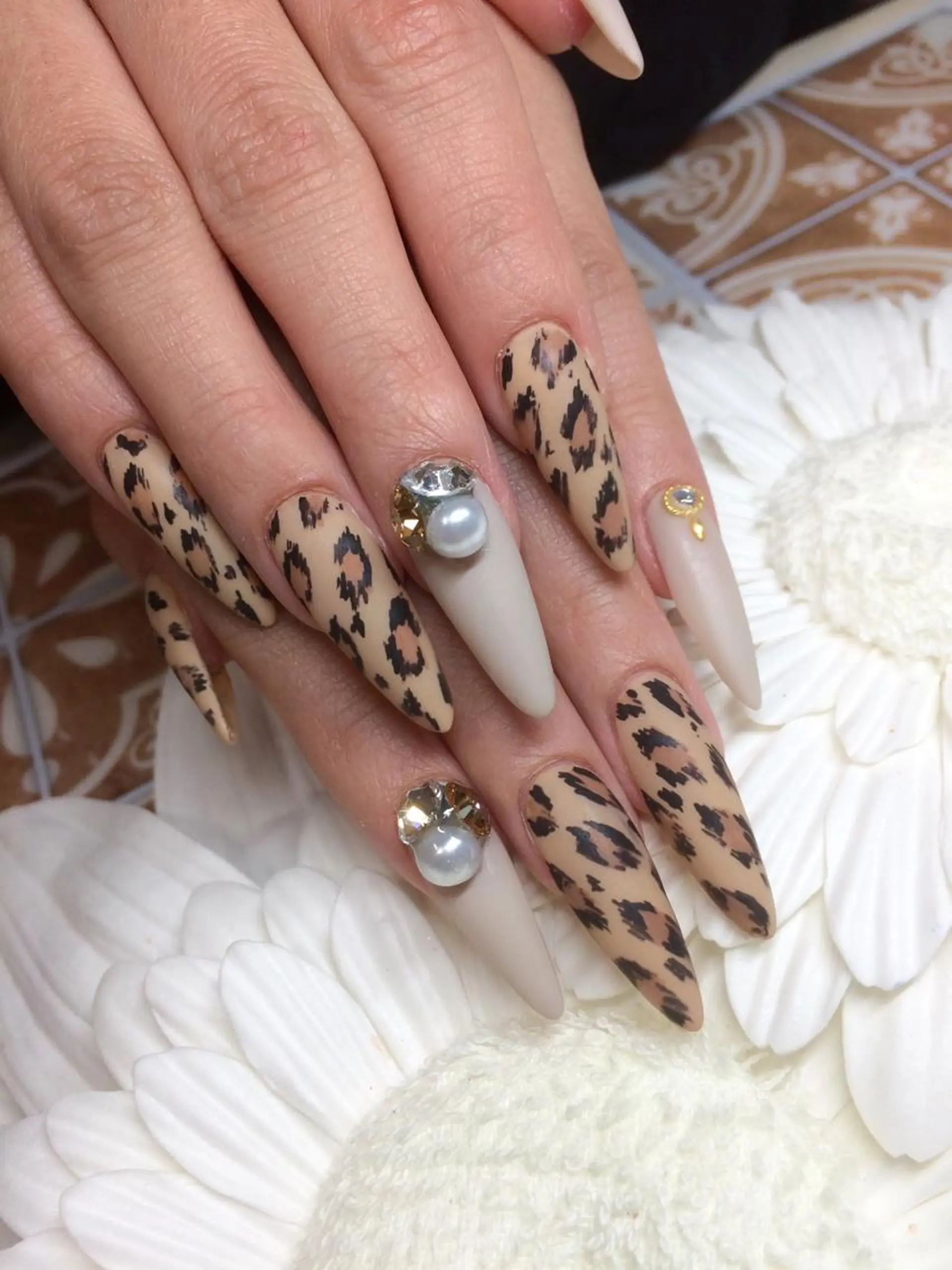 ネイル マットネイル ハンドネイル Nailsalon E's cafeのネイルデザイン