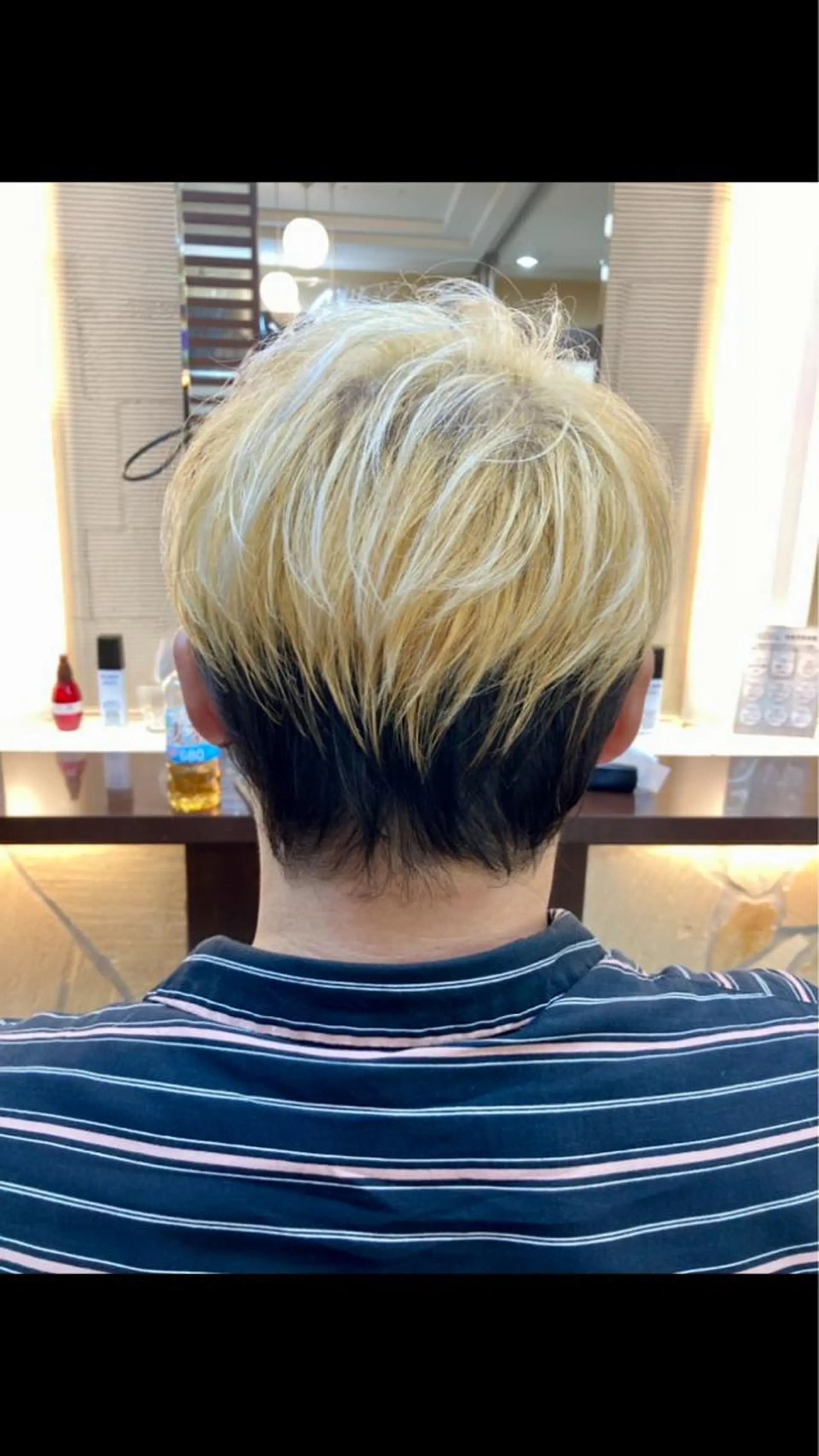 ショート カラー 抜きっぱなしブロンド インナーカラー ウルフカット 【メンズ特化】熊谷 凌汰のヘアスタイル