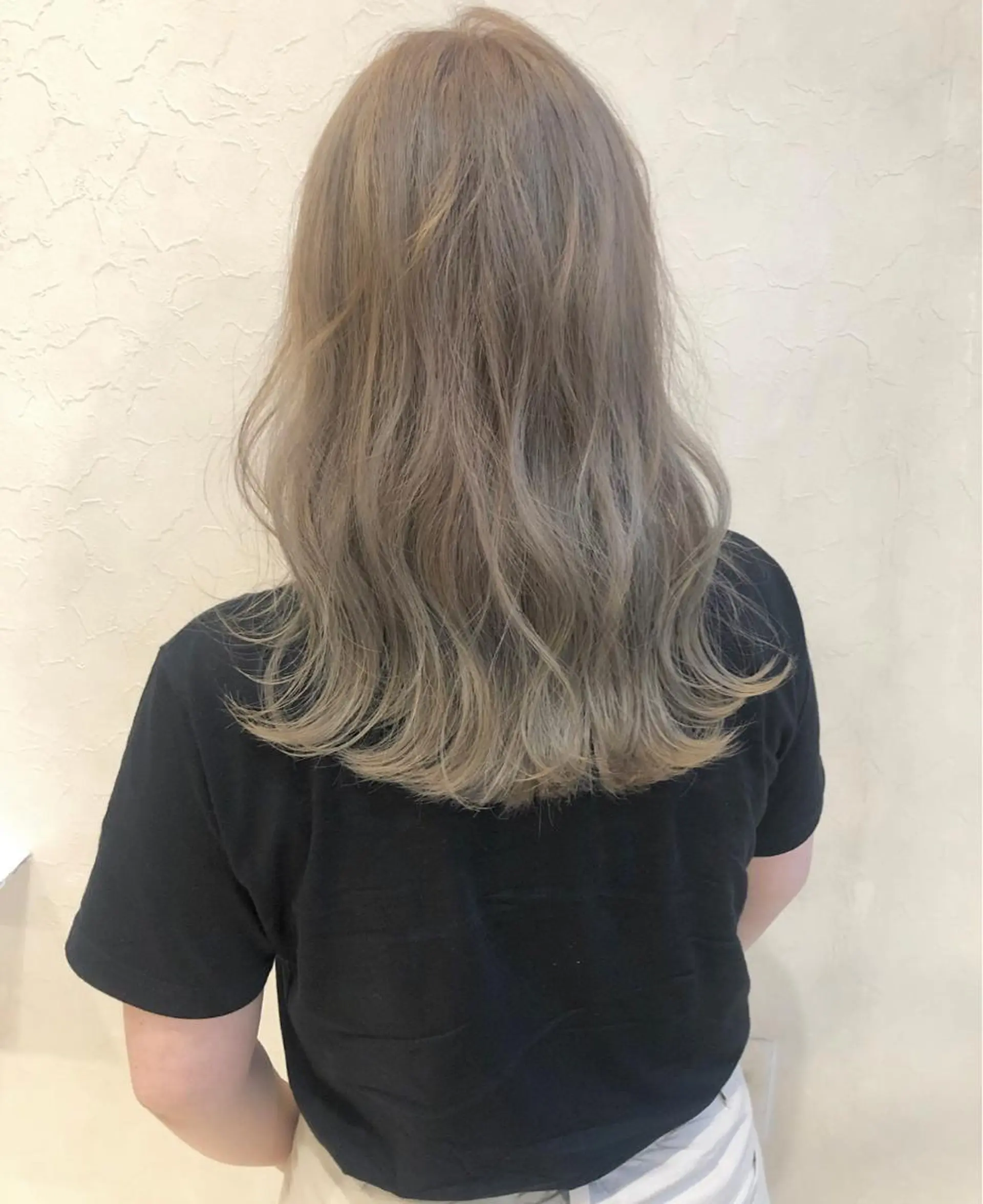 セミロング カラー nakahara madokaのヘアスタイル