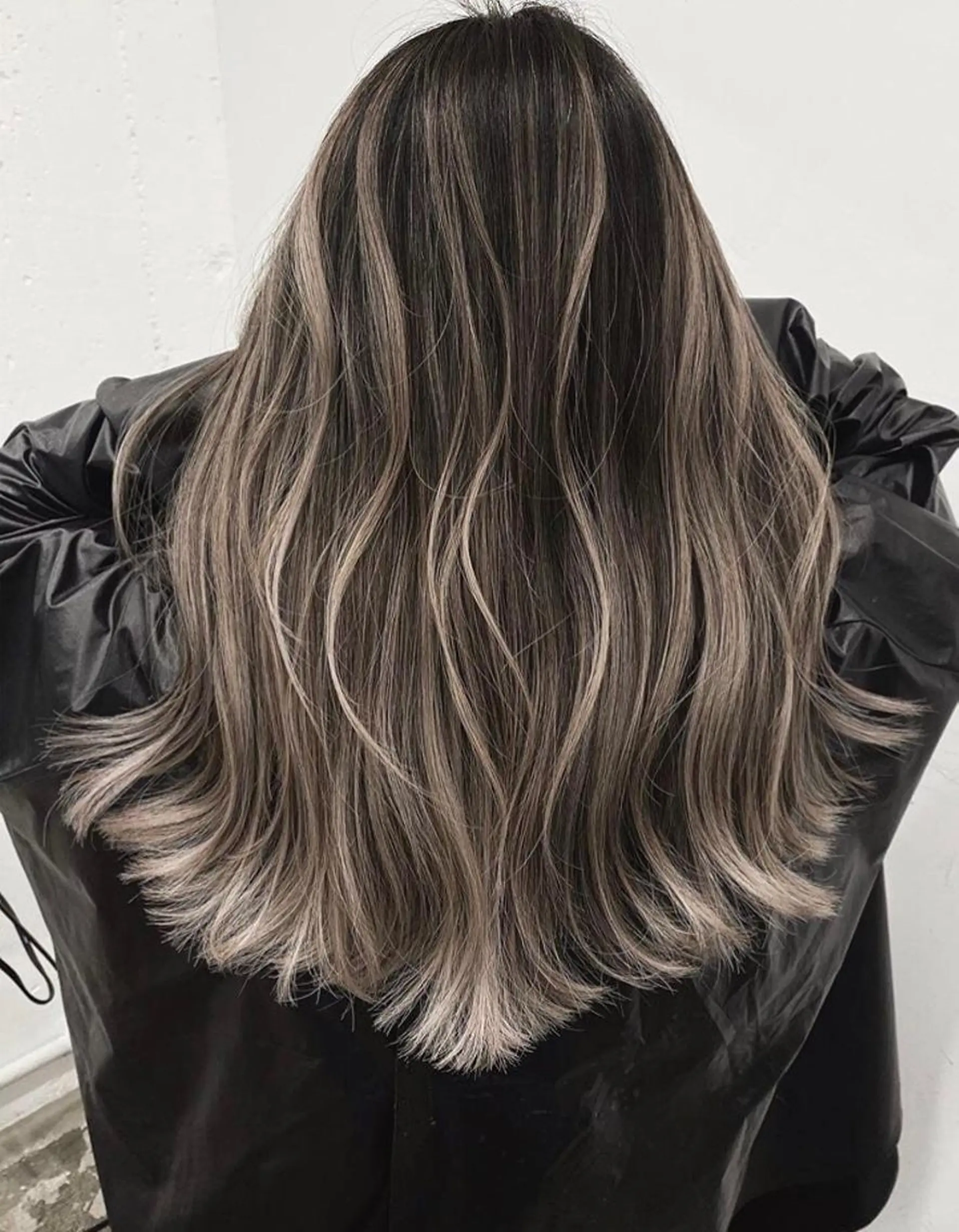 ロング カラー sherry所属・ササ キのヘアスタイル