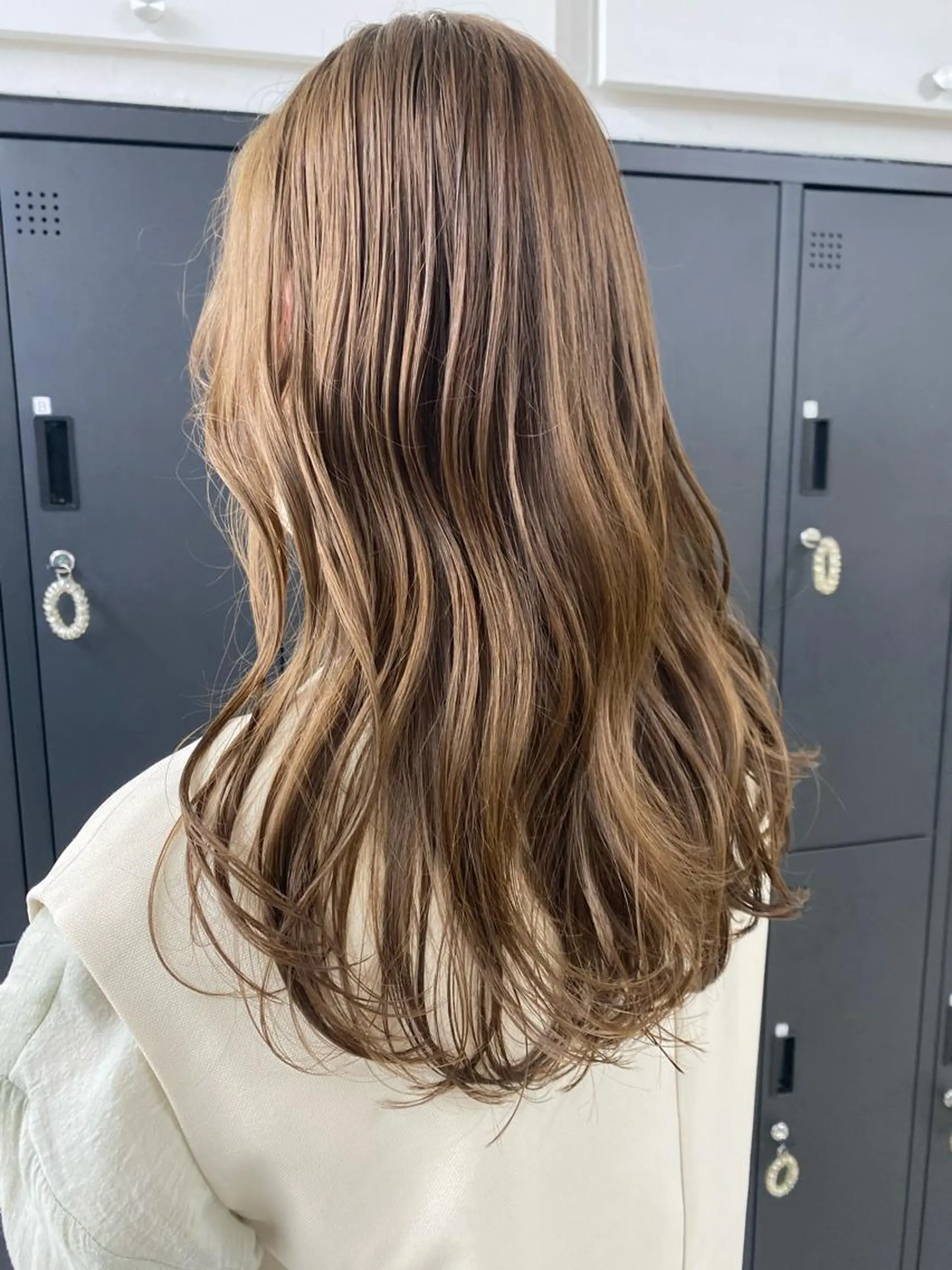 ロング カット ヘアカラー トリートメント 月野涼風 /レイヤーカットのヘアスタイル